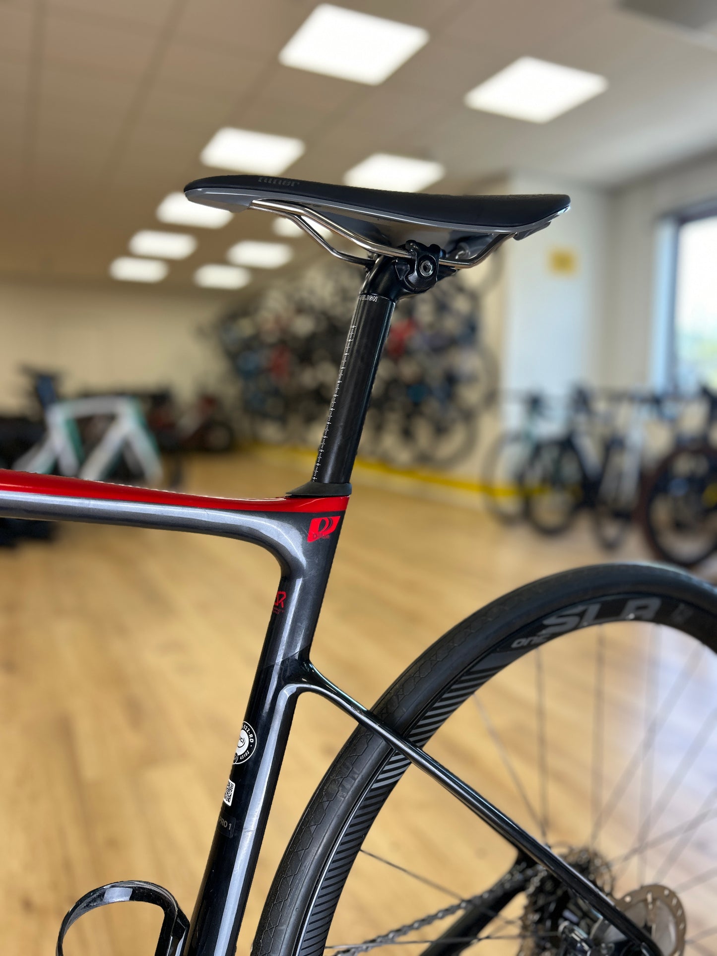 Giant Defy Pro Di2 PM Carbon Disc Racefiets
