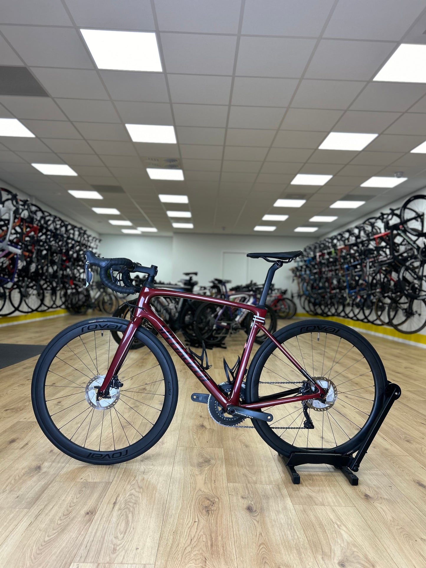 Specialized Roubaix Expert Di2 Carbon Disc Racefiets