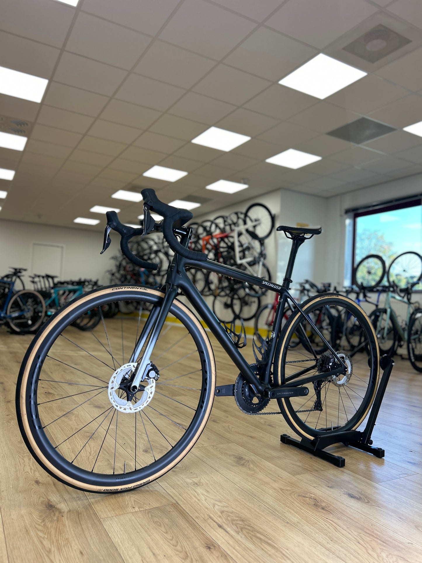 Specialized Aethos Di2 Carbon Racefiets