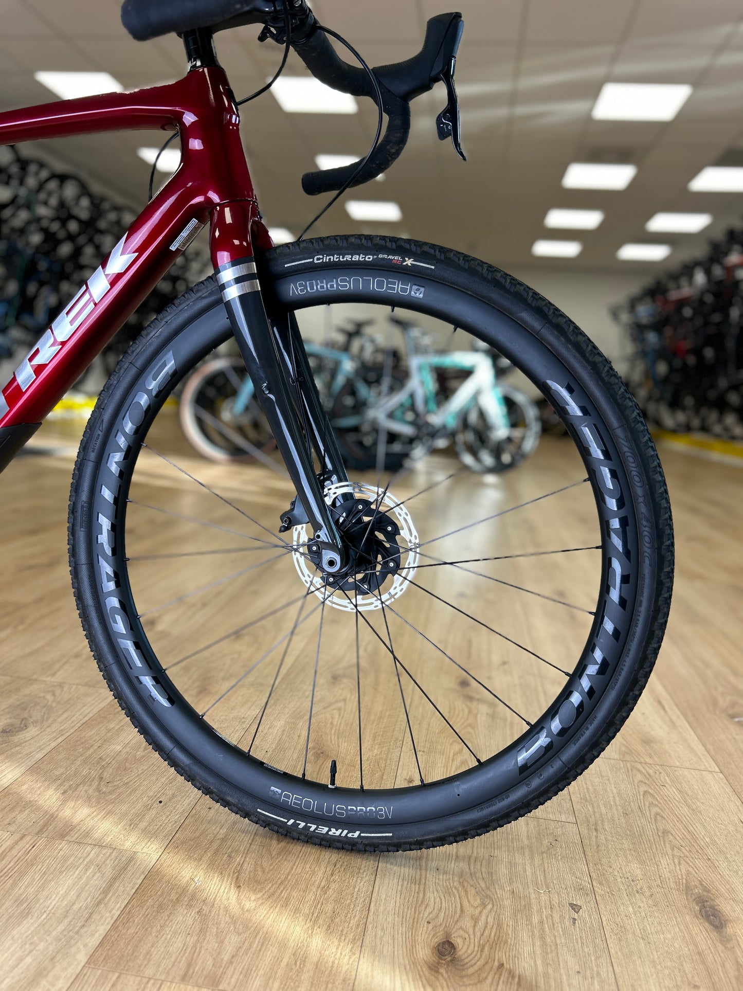 Trek Checkpoint SL7 Carbon Disc Racefiets