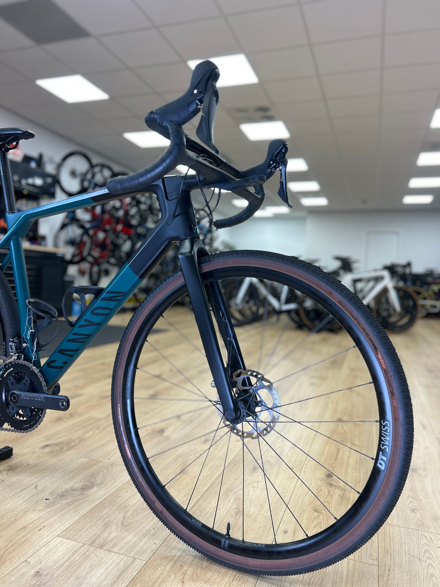 Canyon Grail CF SL 7 Gravel Fiets