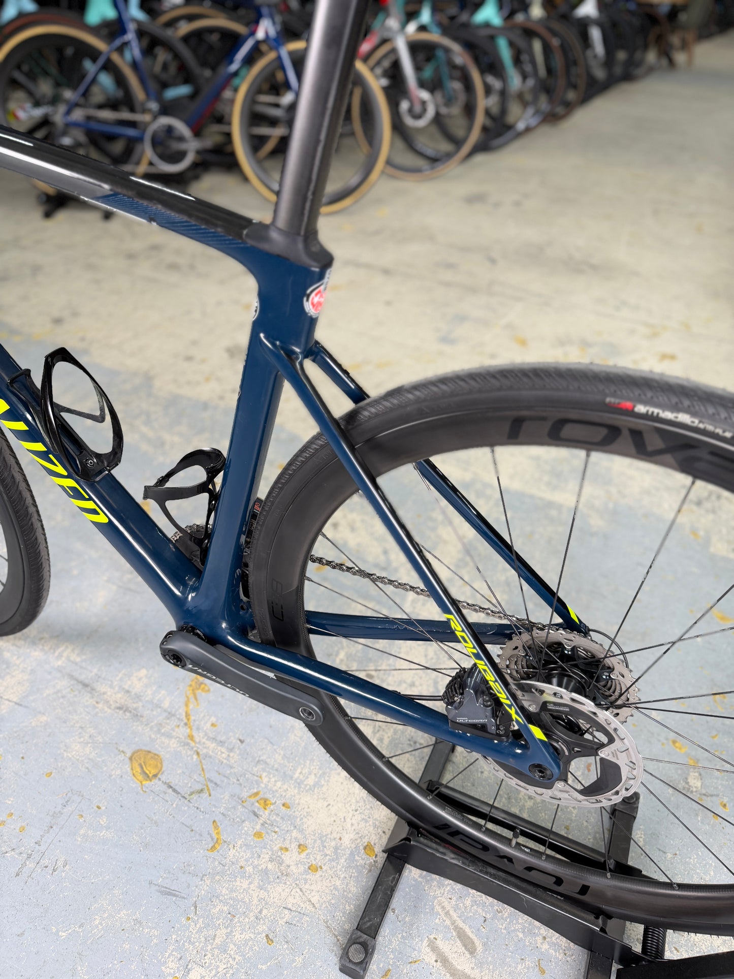 Specialized Roubaix Expert Di2 Carbon Road Bike