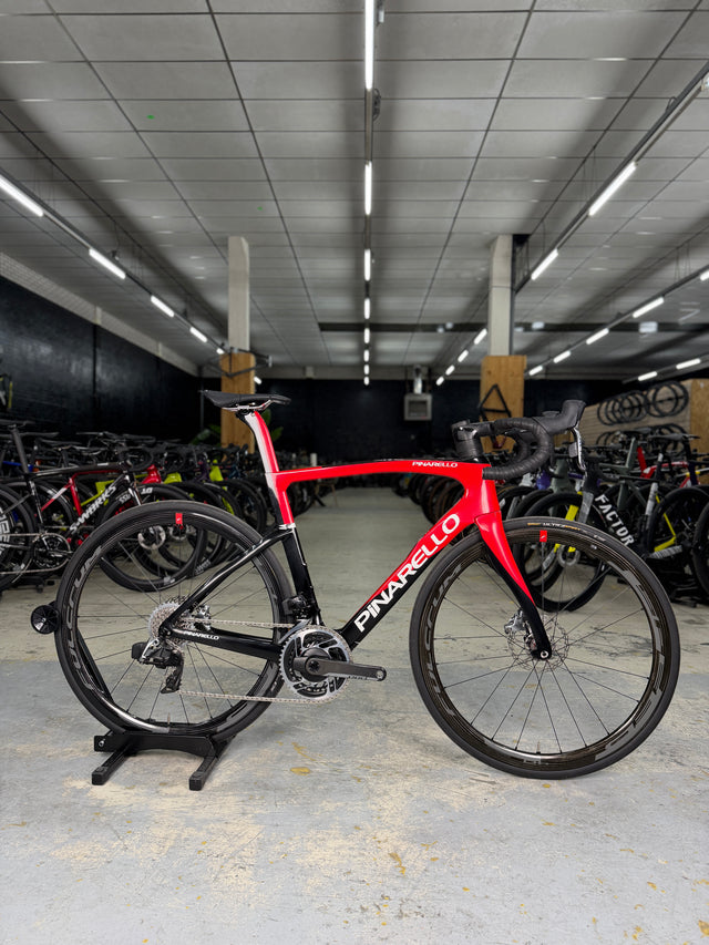 Pinarello F eTap Red Carbon Racefiets
