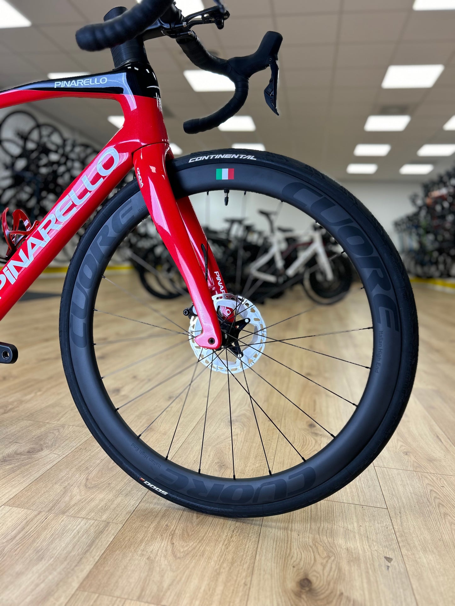 2024 Pinarello X3 Di2 Carbon Disc Racefiets