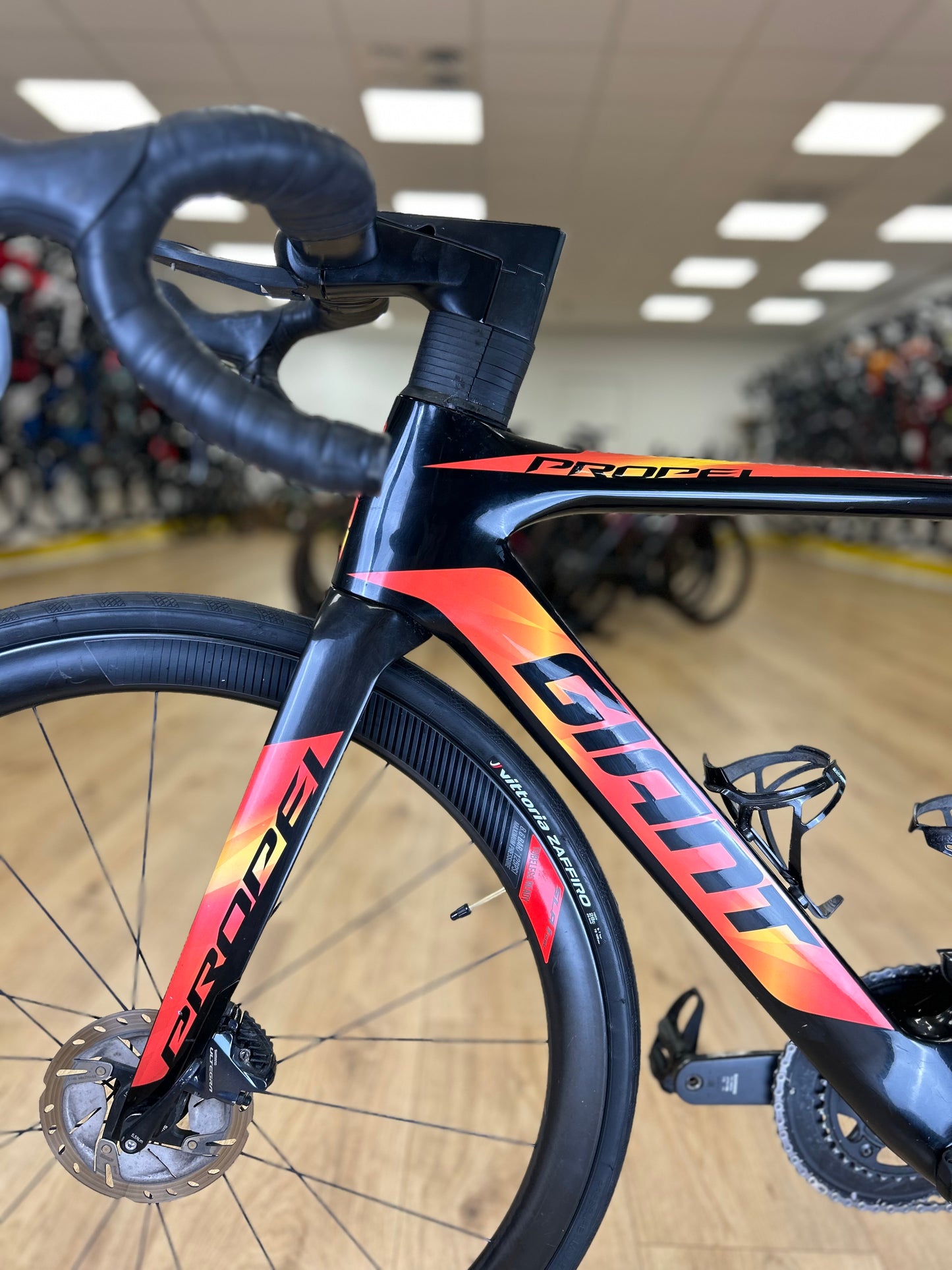 Giant propel Advanced SL Carbon Di2 Ultegra Racefiets