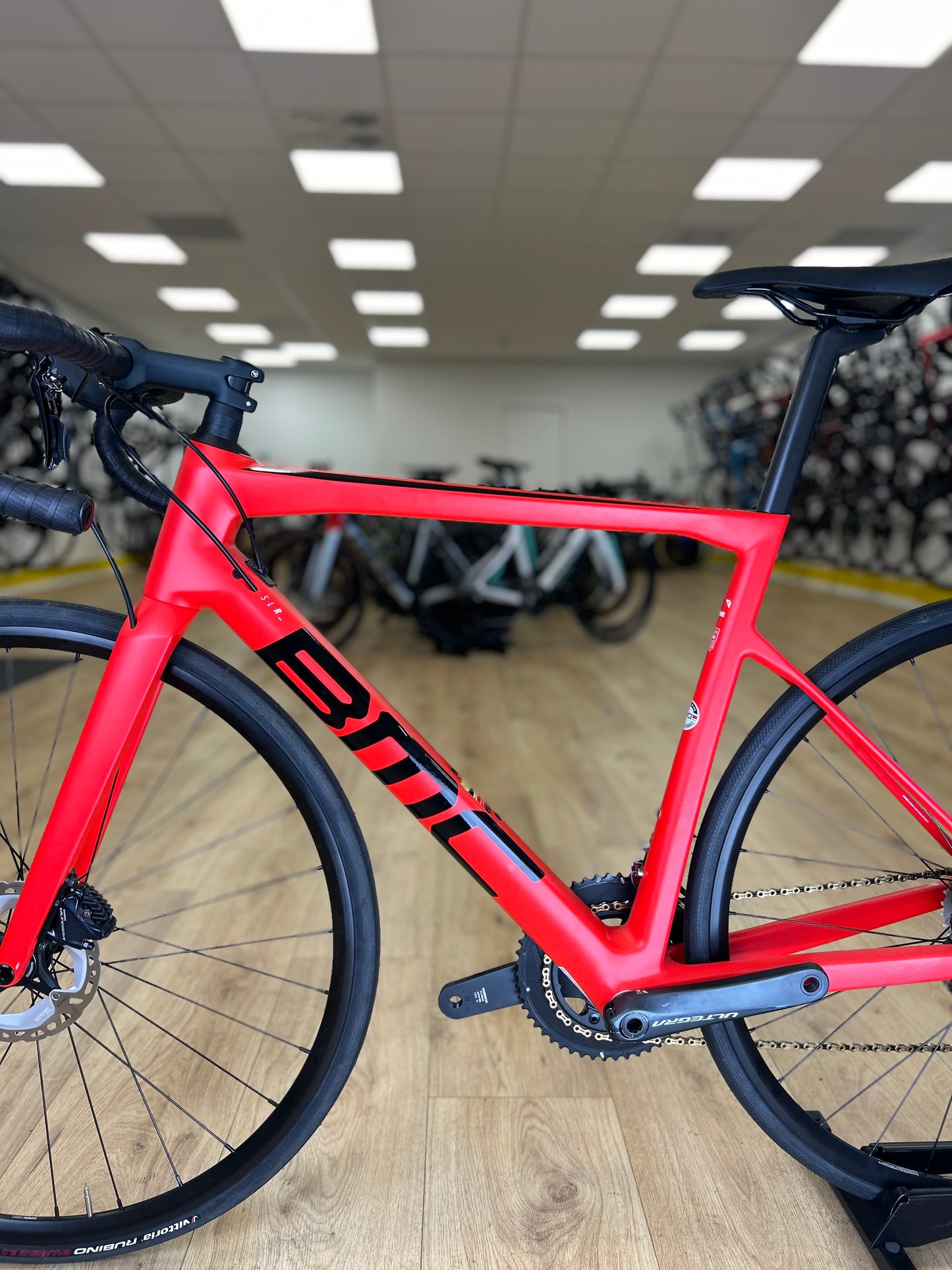 NEW BMC TeamMachine Carbon Disc Racefiets
