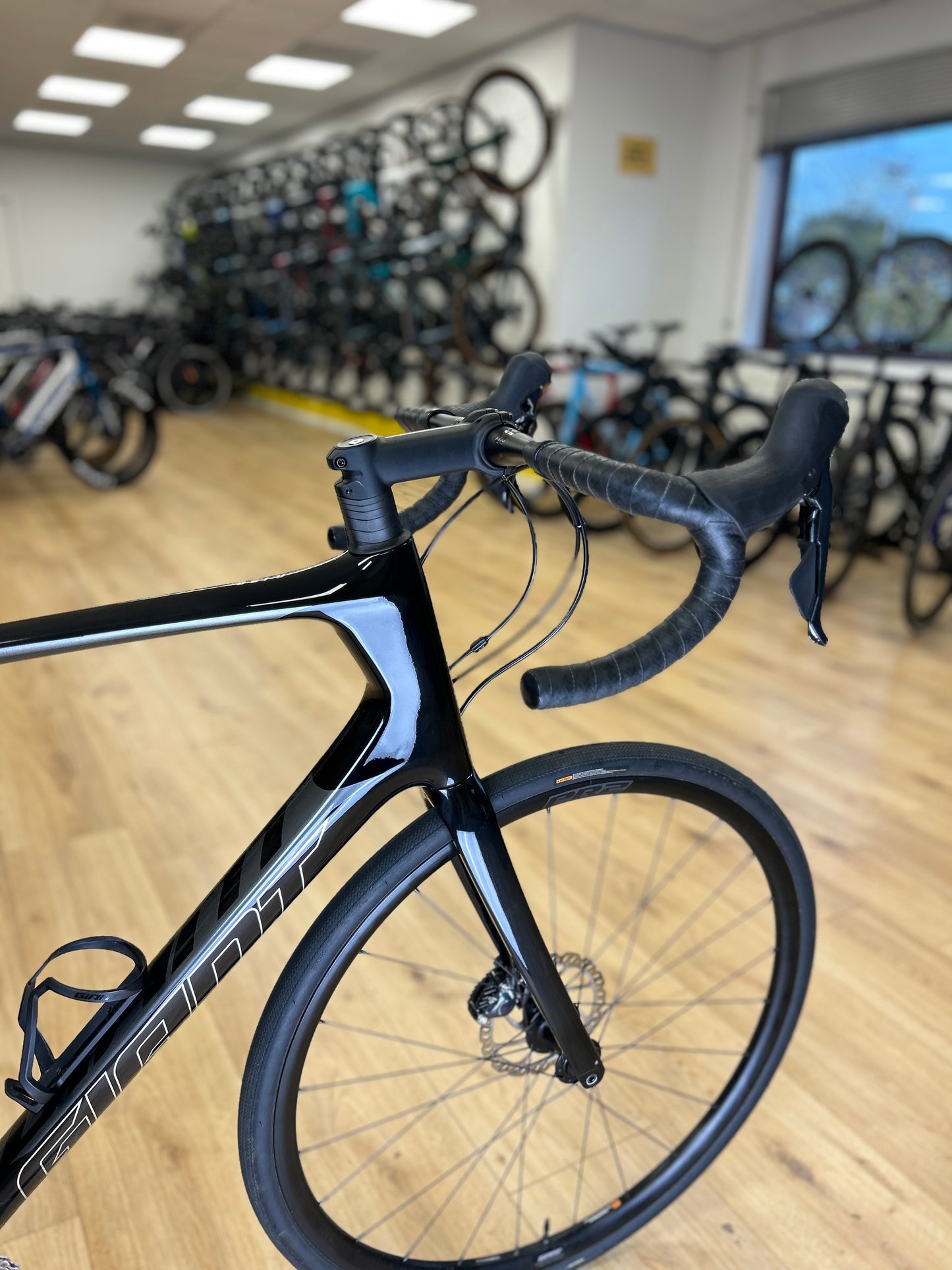 Giant Defy Advanced 1 Carbon Racefiets
