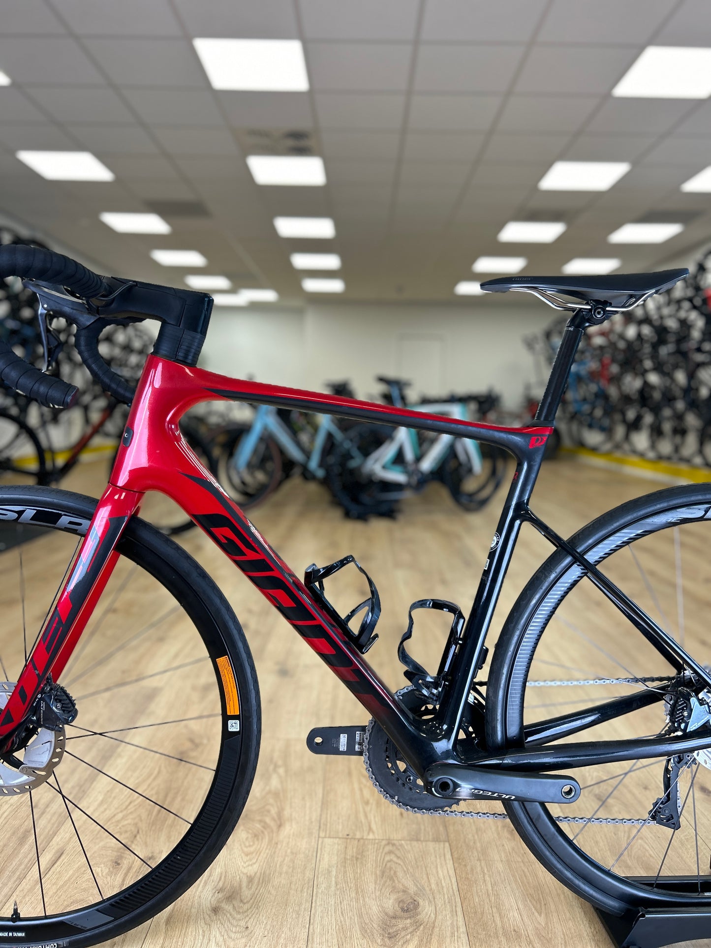 Giant Defy Pro Di2 PM Carbon Disc Racefiets