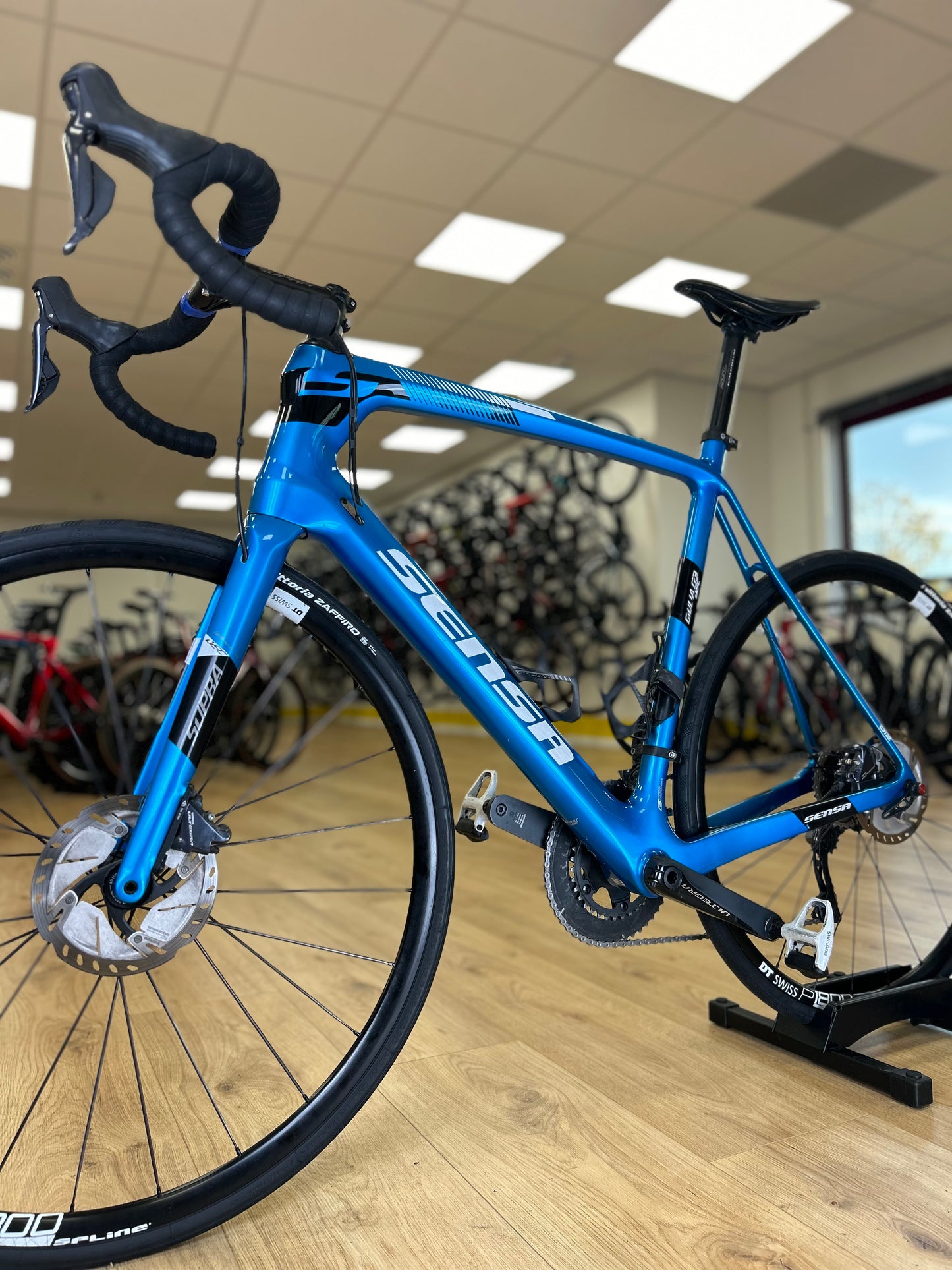 Sensa Giulia G3 Di2 Ultegra Carbon Road Bike