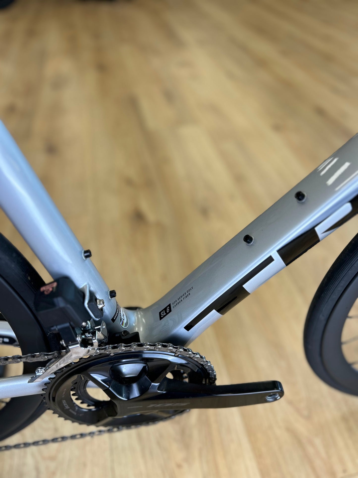 100km Trek Emonda SL6 Di2 Carbon Disc Road Bike