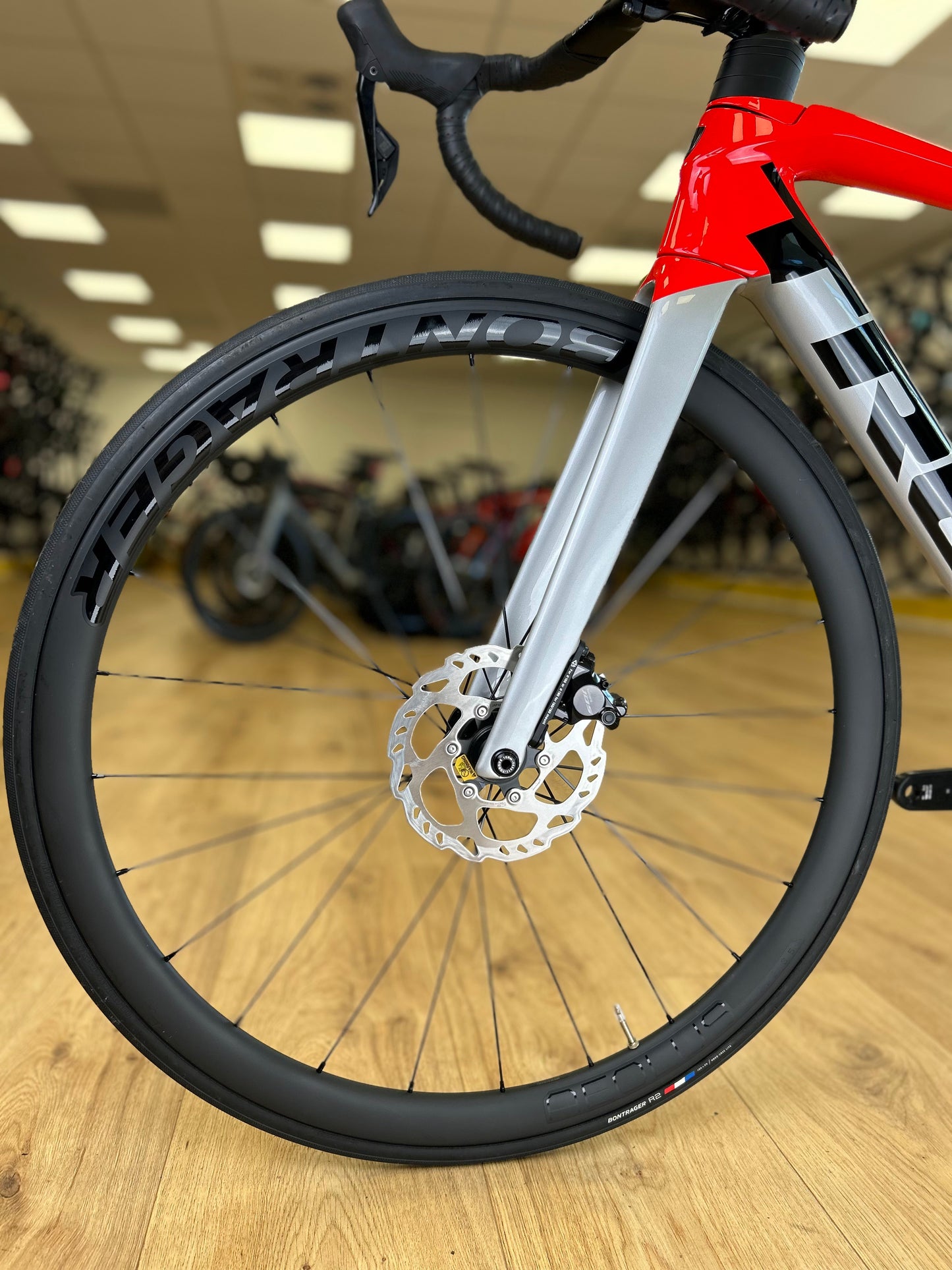 100km Trek Emonda SL6 Di2 Carbon Disc Road Bike