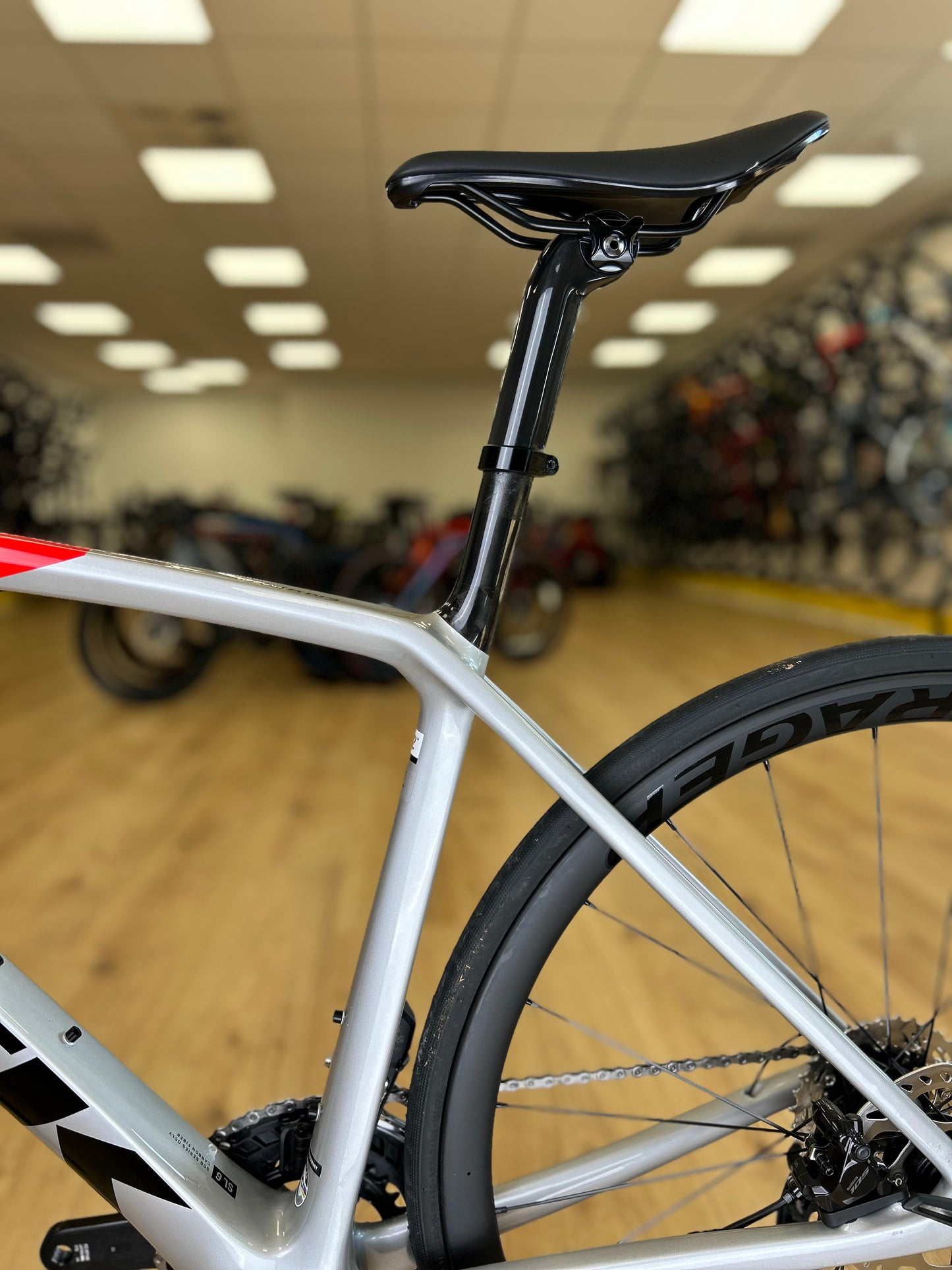 100km Trek Emonda SL6 Di2 Carbon Disc Road Bike
