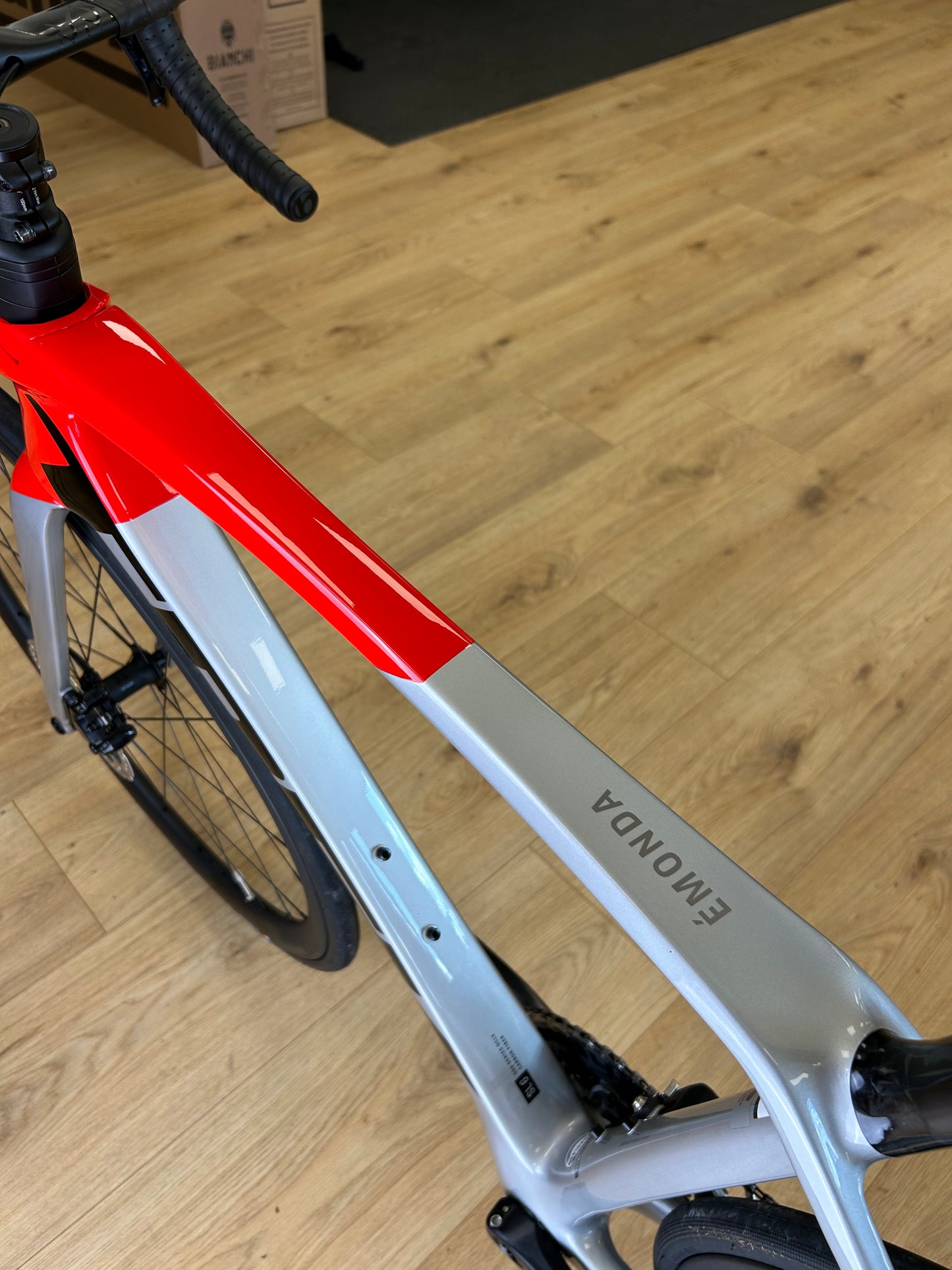 100km Trek Emonda SL6 Di2 Carbon Disc Road Bike