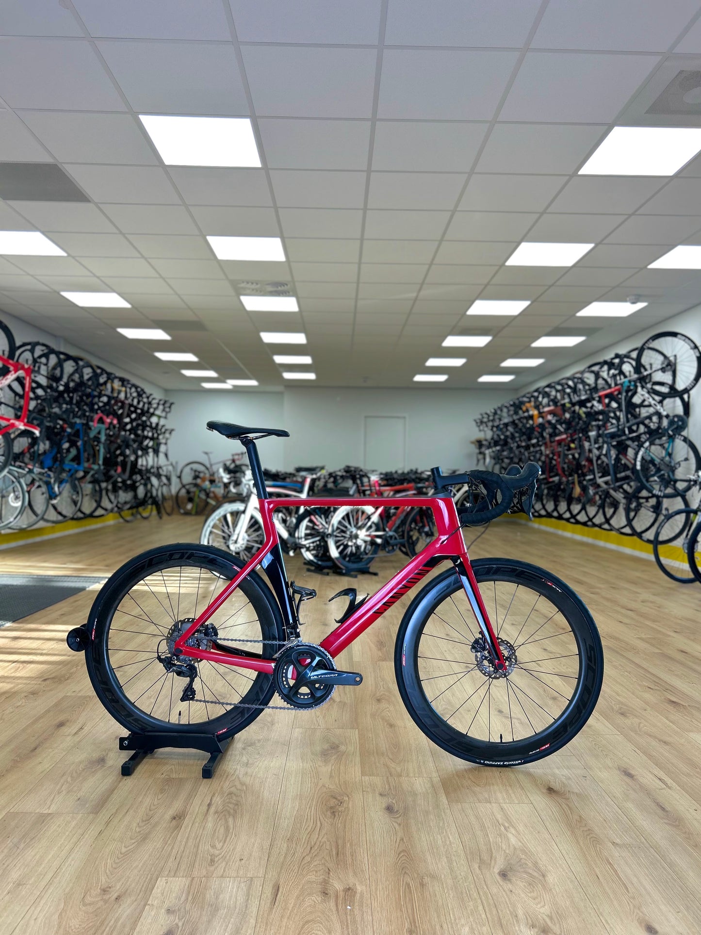 XXL Canyon Aeroad Ultegra Dosc Racing Bike