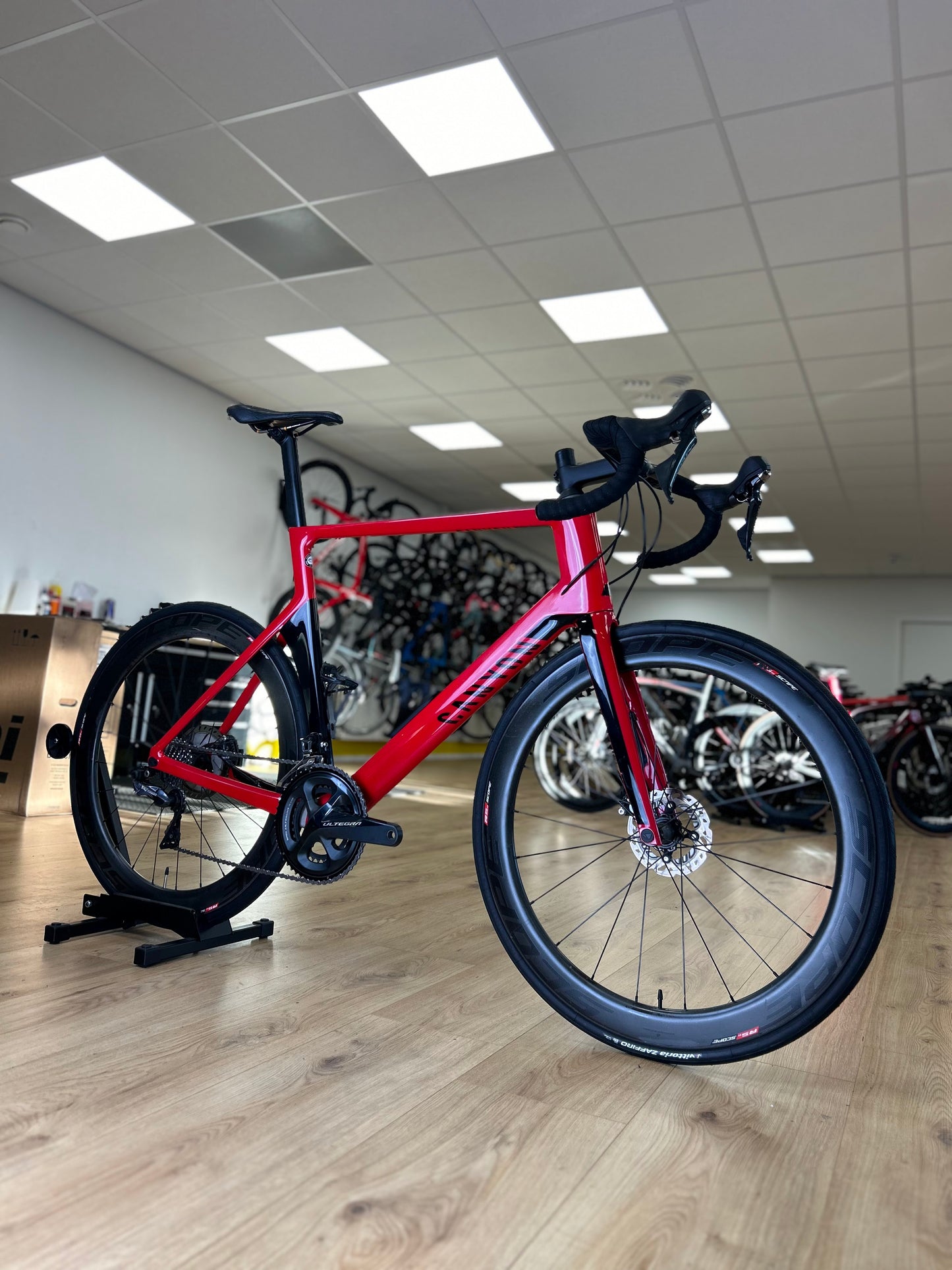 XXL Canyon Aeroad Ultegra Dosc Racing Bike