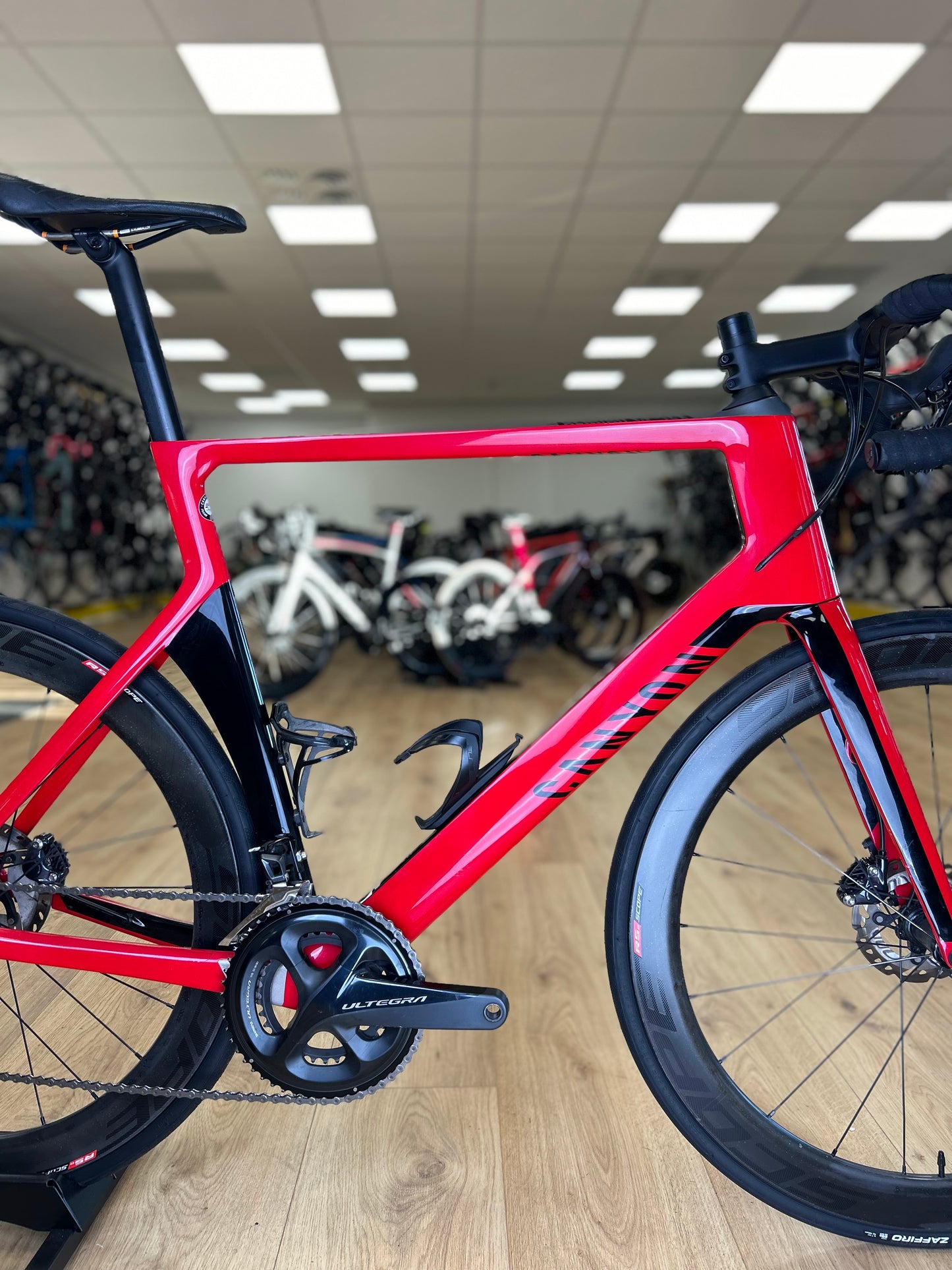 XXL Canyon Aeroad Ultegra Dosc Racing Bike