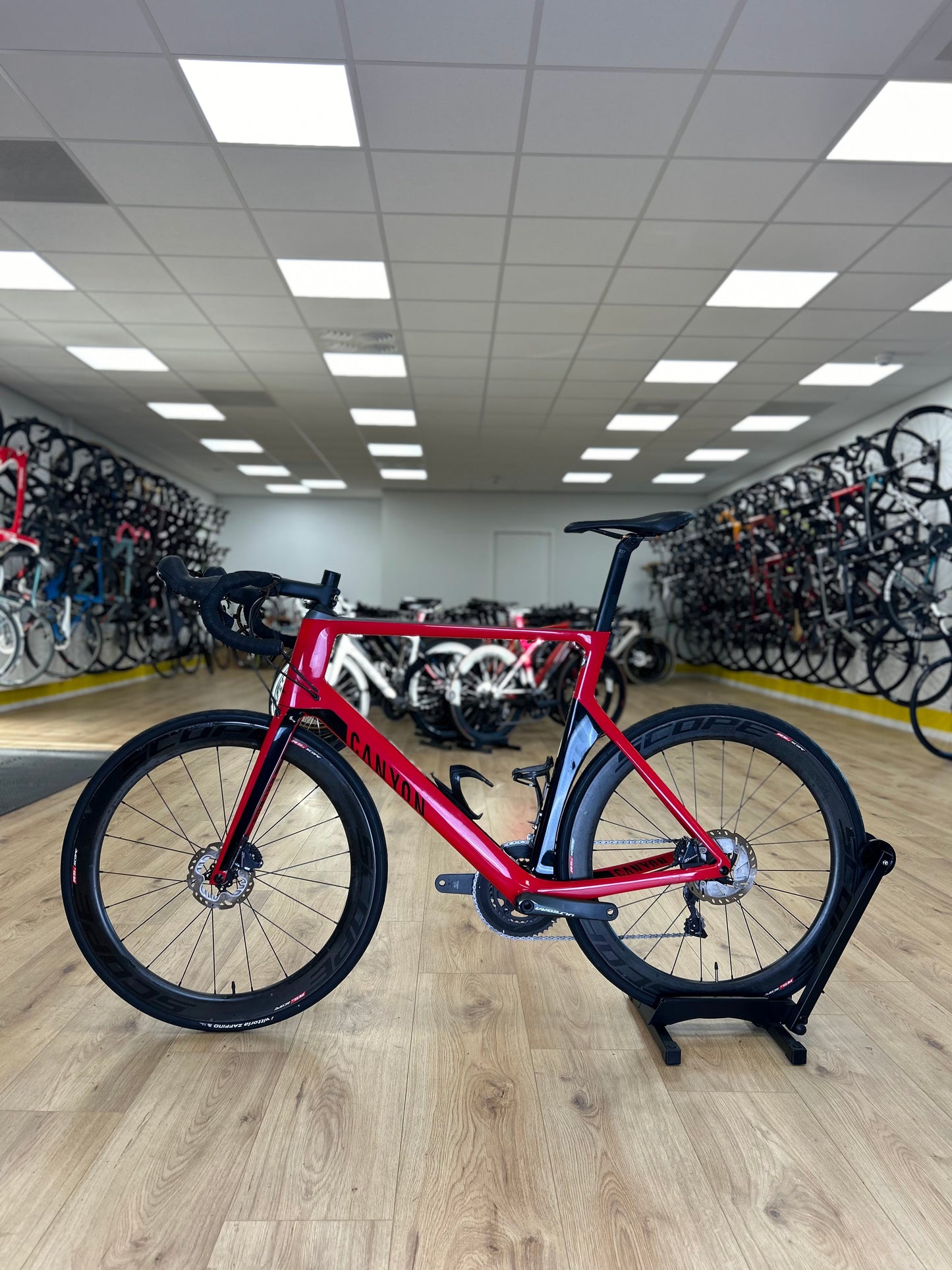 XXL Canyon Aeroad Ultegra Dosc Racing Bike