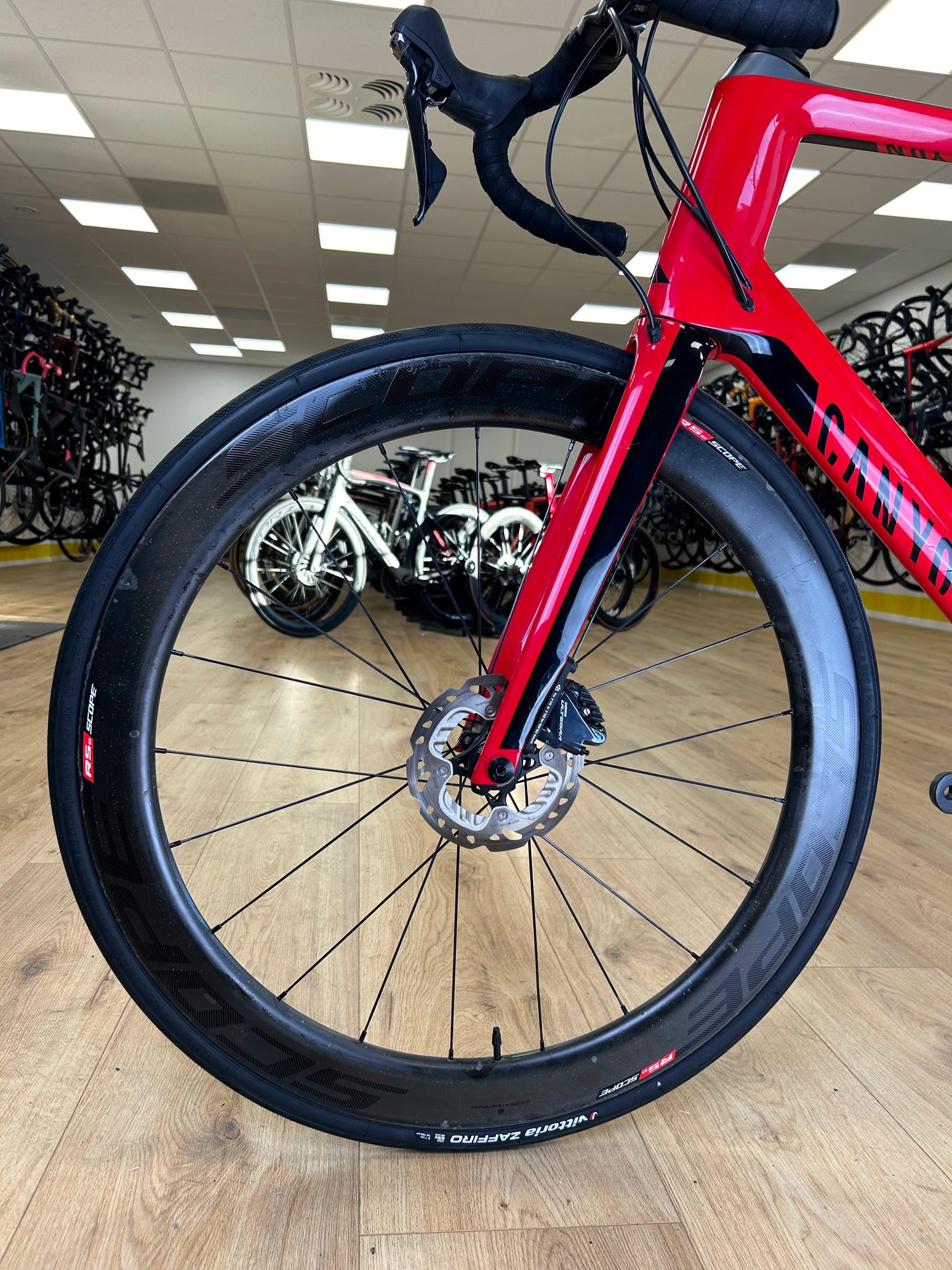 XXL Canyon Aeroad Ultegra Dosc Racing Bike