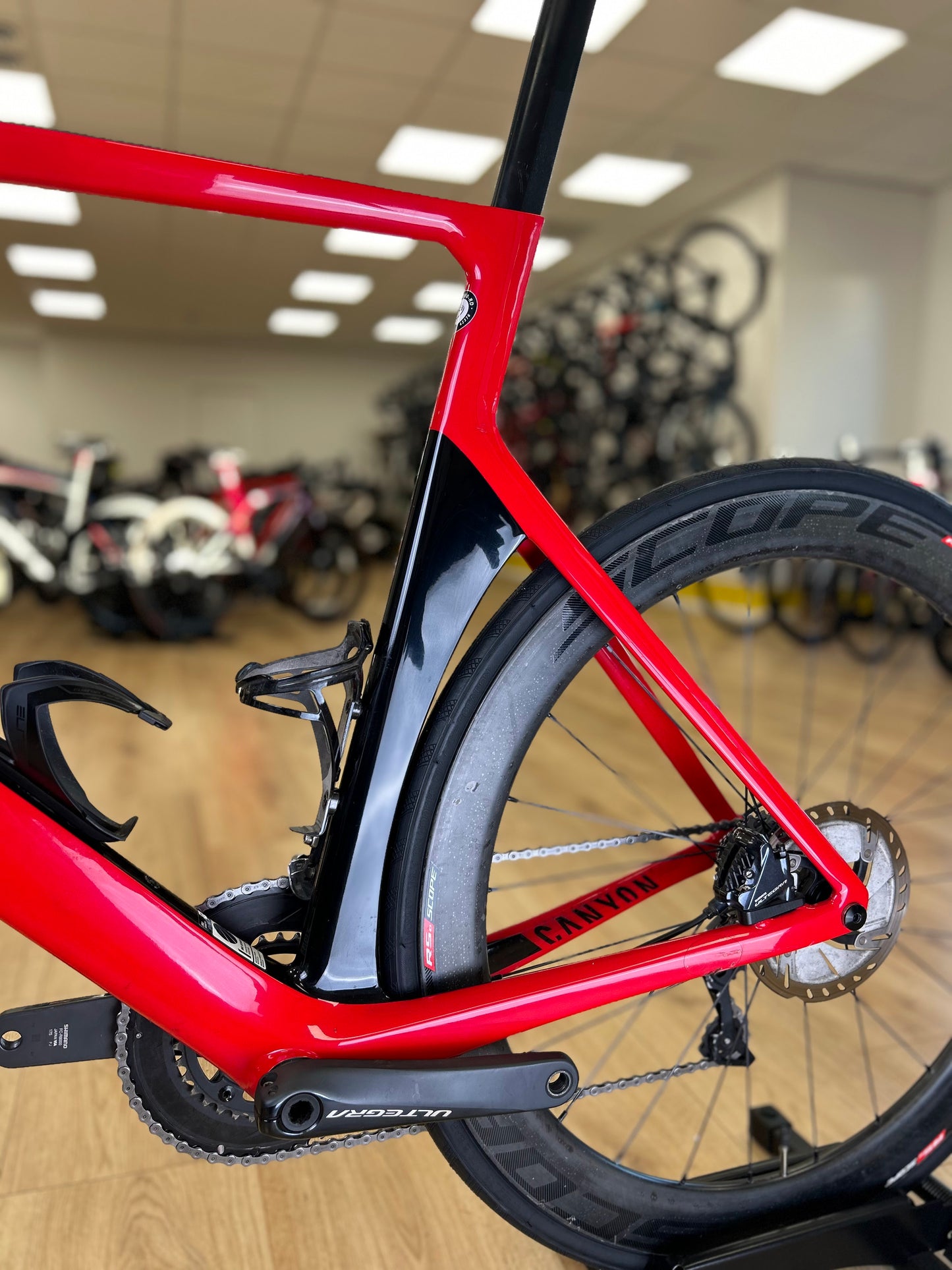 XXL Canyon Aeroad Ultegra Dosc Racing Bike