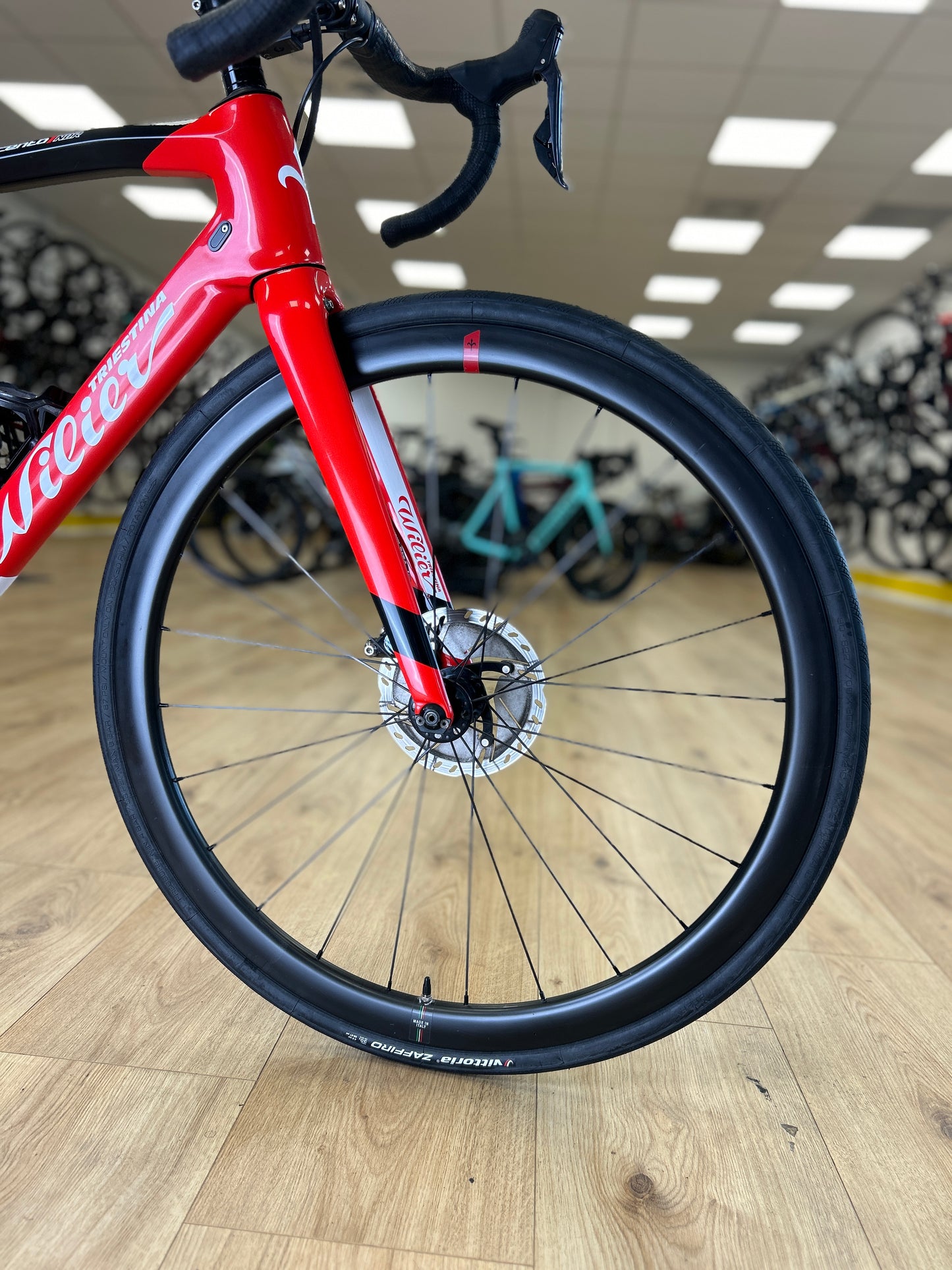 Wilier Cento1 Di2 Carbon Disc Racefiets