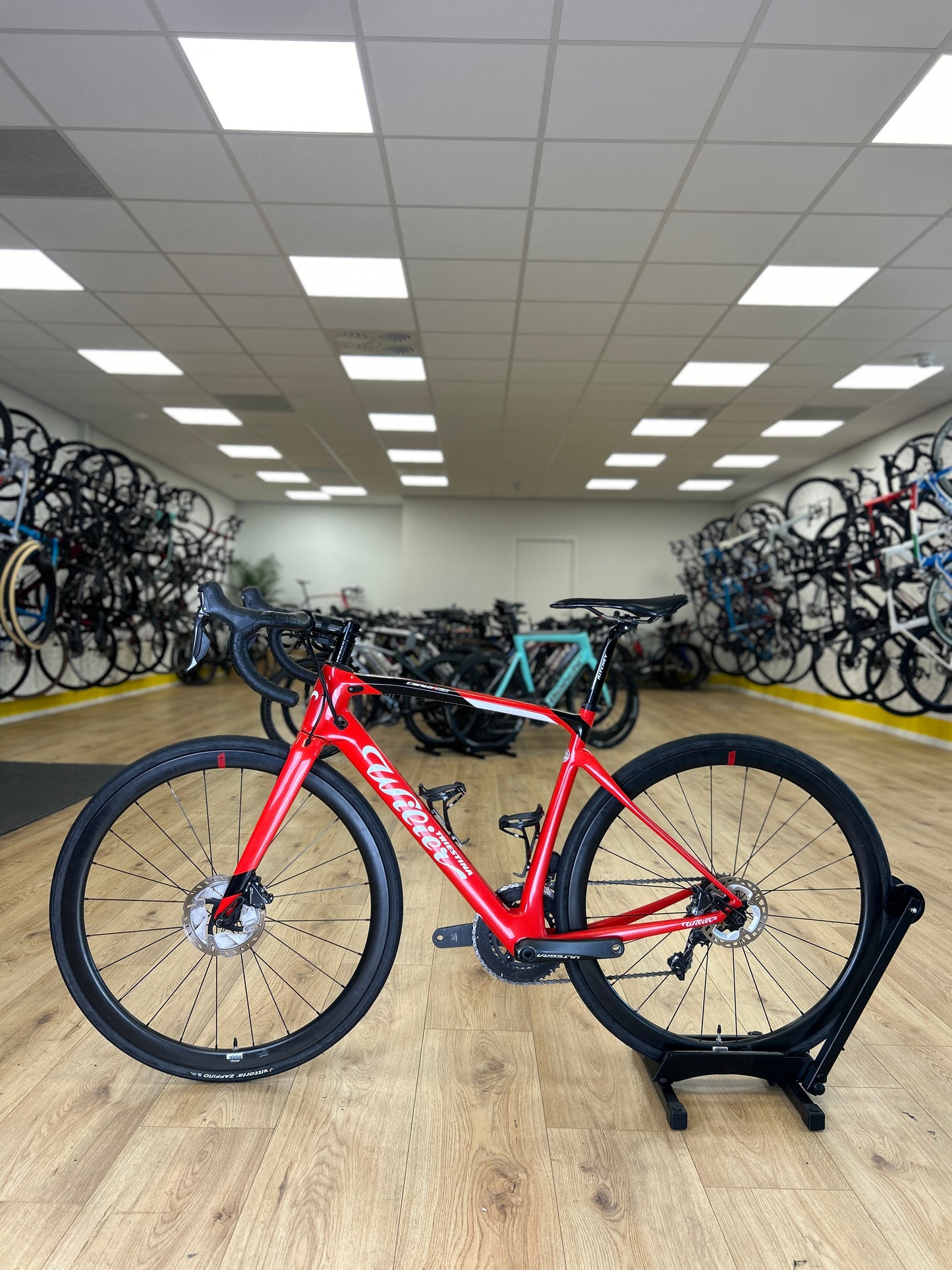 Wilier Cento1 Di2 Carbon Disc Racefiets