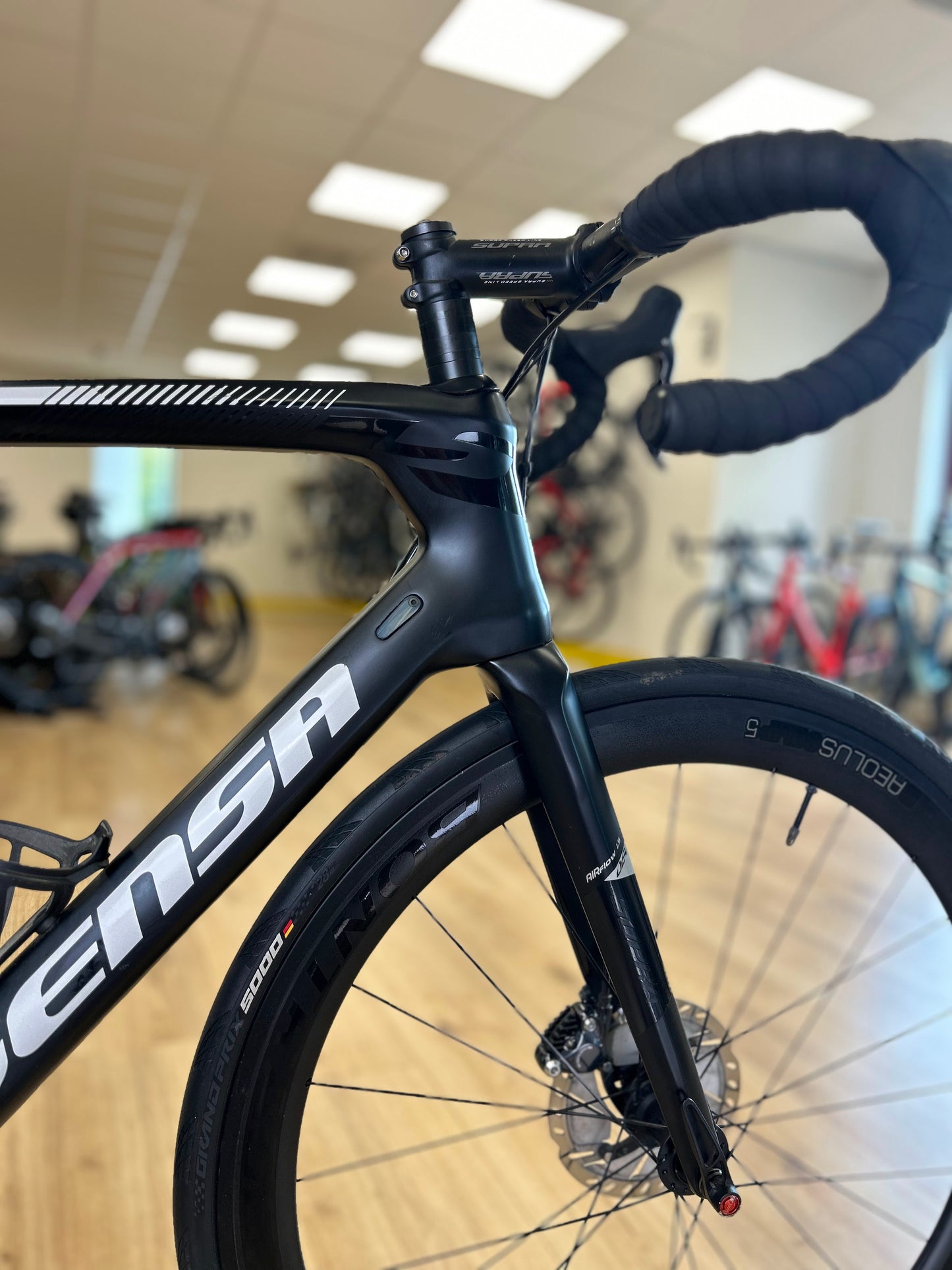 Sensa Giulia G3 Full Carbon Di2 Racefiets