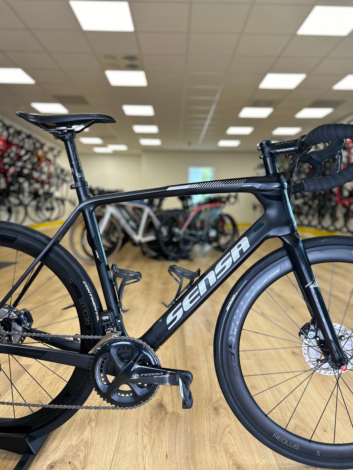 Sensa Giulia G3 Full Carbon Di2 Racefiets