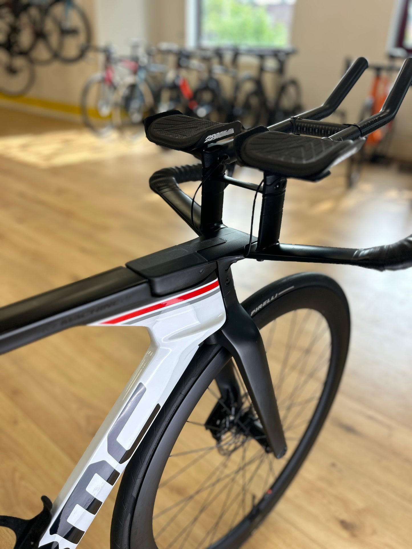 BMC Timemachine 01 Disc Two Carbon Racefiets