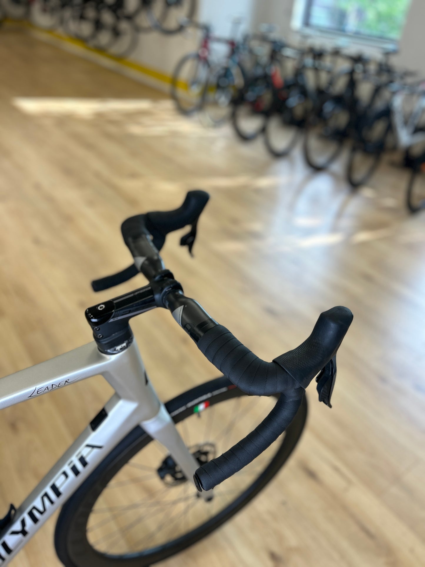 Olympia Leader AXS Carbon Racefiets