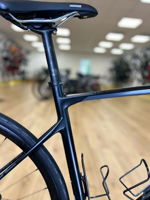 Cube Attain GTC Carbon Disc Racefiets