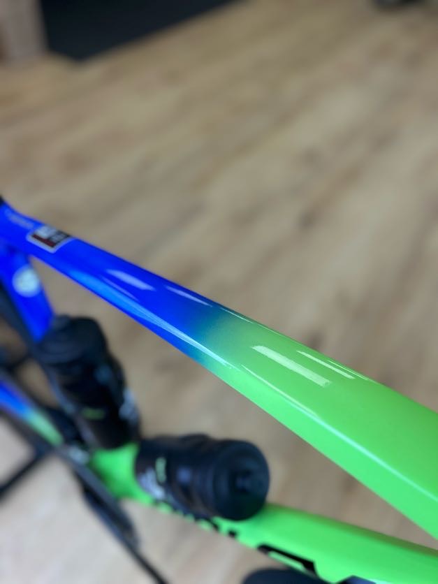 20km Ridley Fenix Slic AXS Full Carbon Disc Road Bike