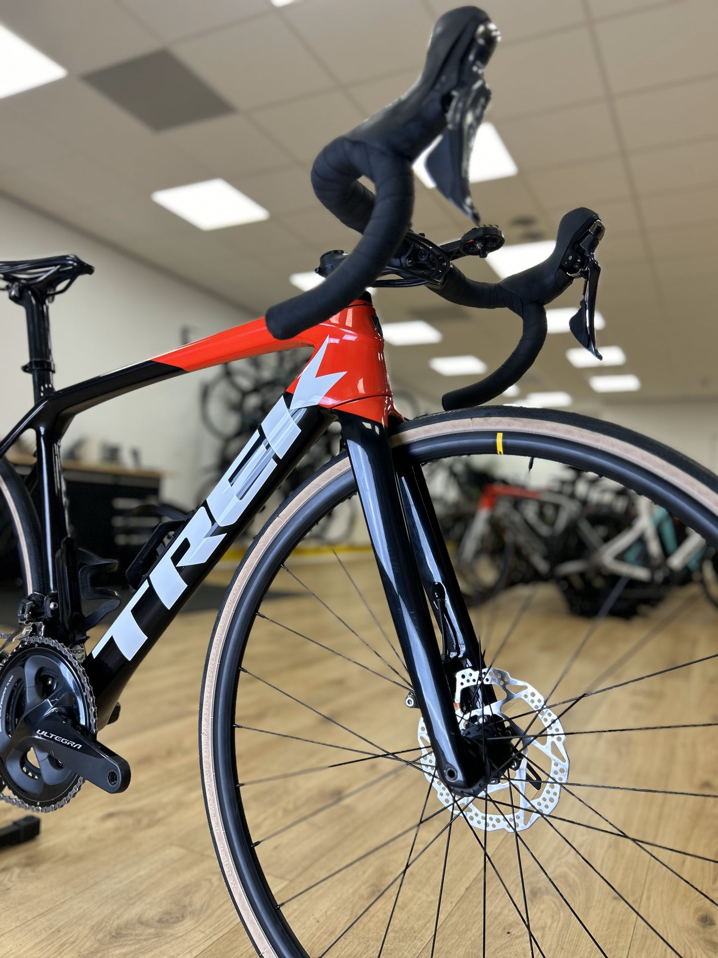 Trek Emonda Sl6 Carbon Disc Racefiets