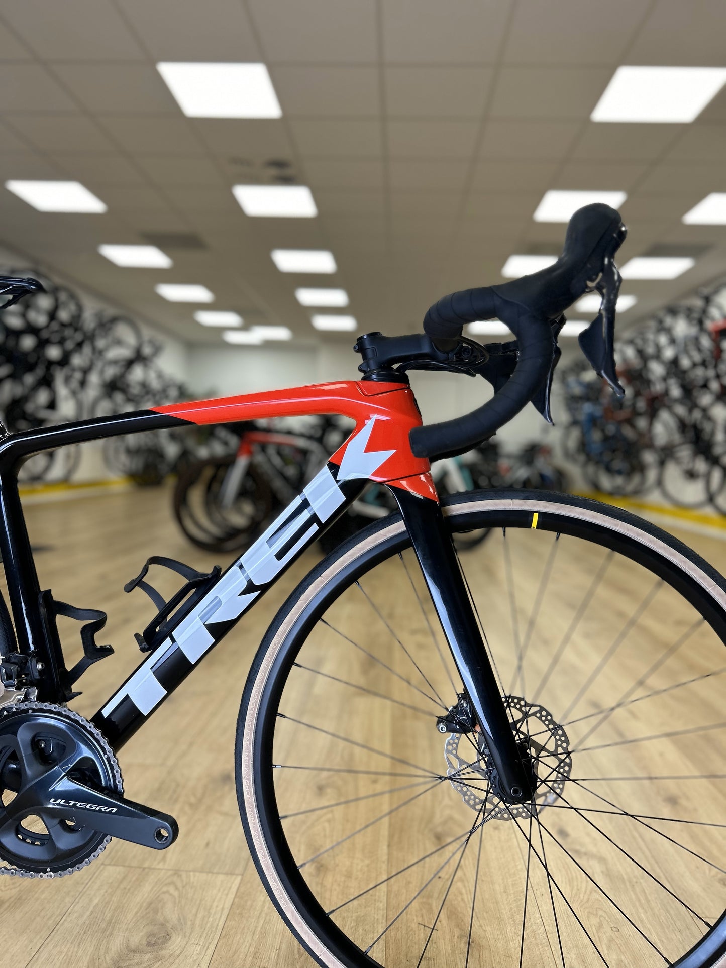 Trek Emonda Sl6 Carbon Disc Racefiets