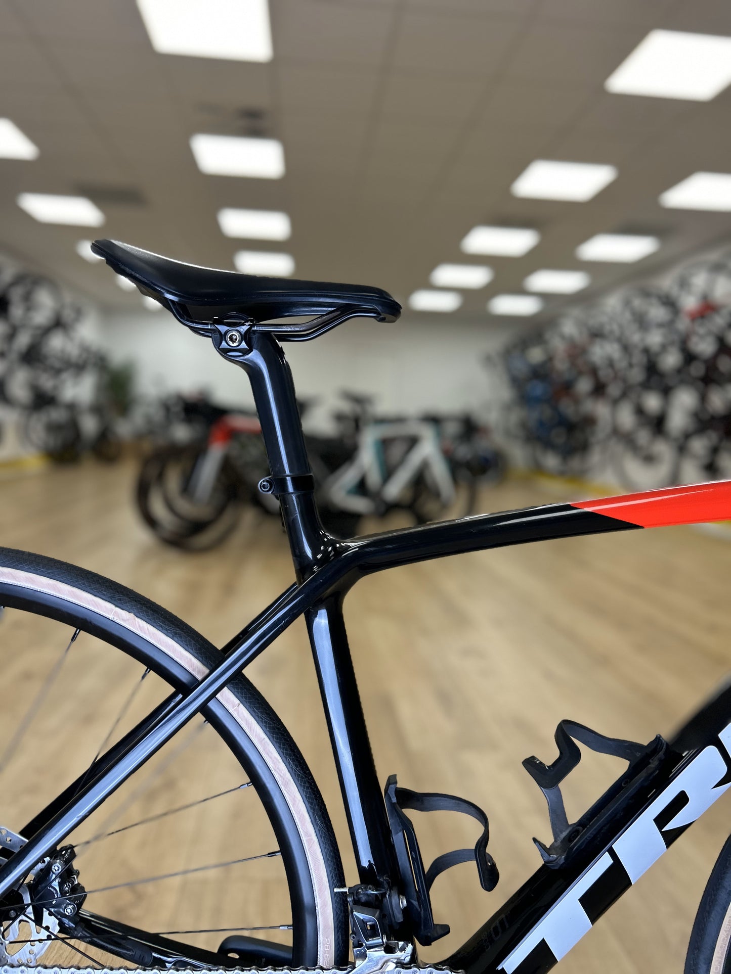 Trek Emonda Sl6 Carbon Disc Racefiets
