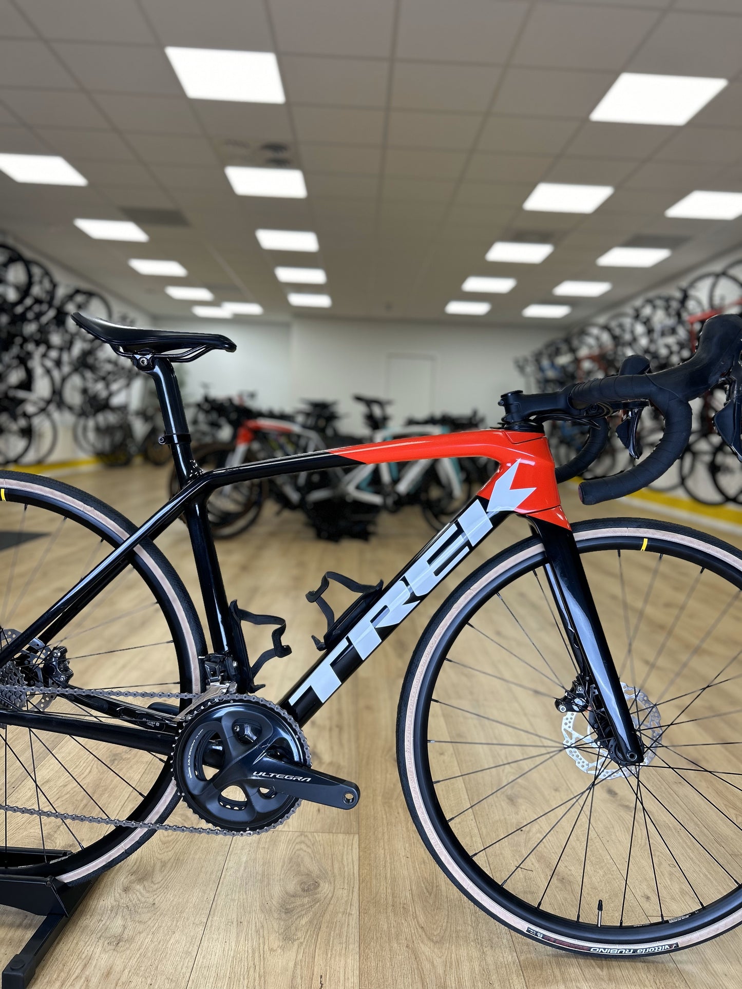 Trek Emonda Sl6 Carbon Disc Racefiets