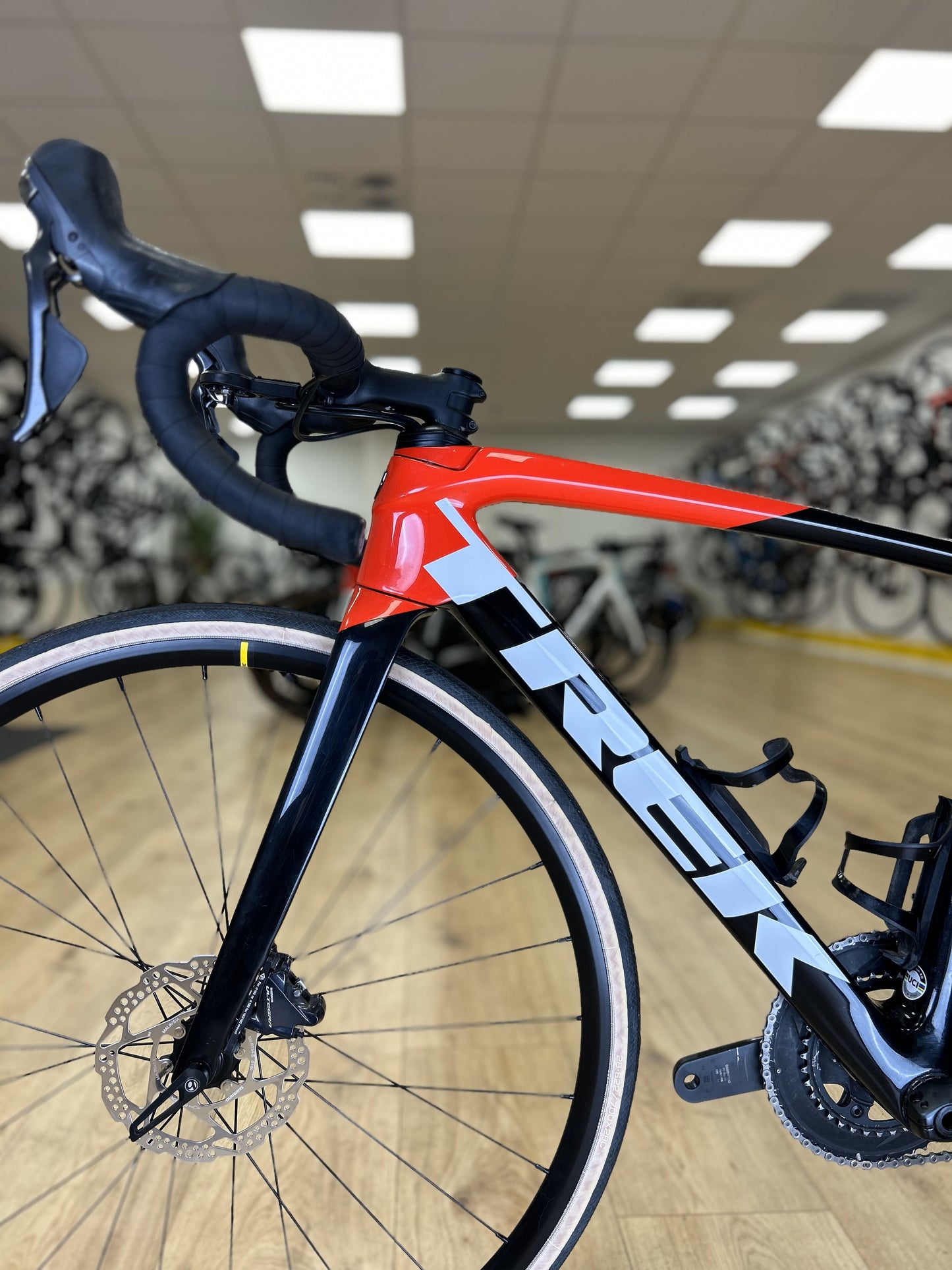 Trek Emonda Sl6 Carbon Disc Racefiets
