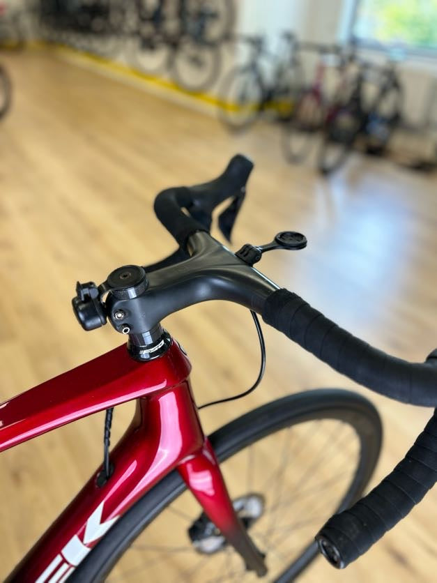 Trek Emonda SLR7 Carbon Road Bike