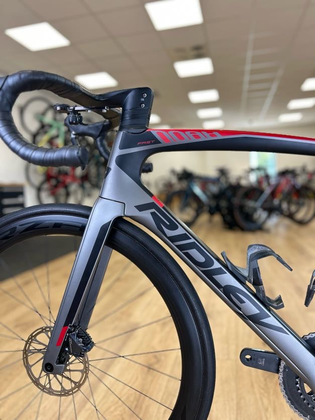 Ridley Noah Fast Di2 Carbon Disc Racefiets