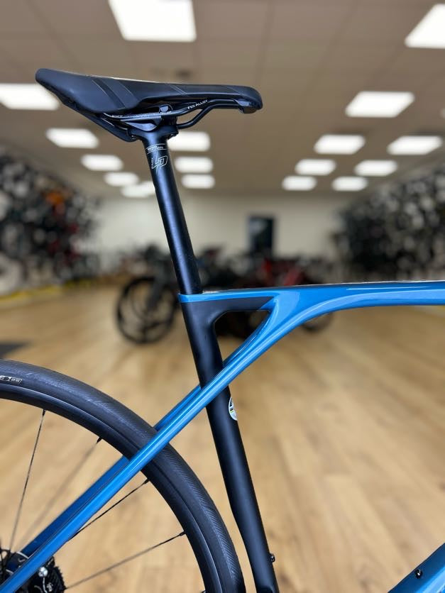 SHOWROOM MODEL Lapierre Xelius SL 5.0 Racing Bike