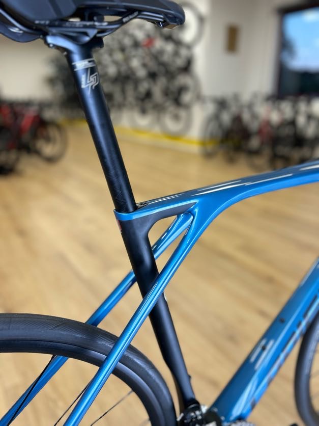 SHOWROOM MODEL Lapierre Xelius SL 5.0 Racing Bike