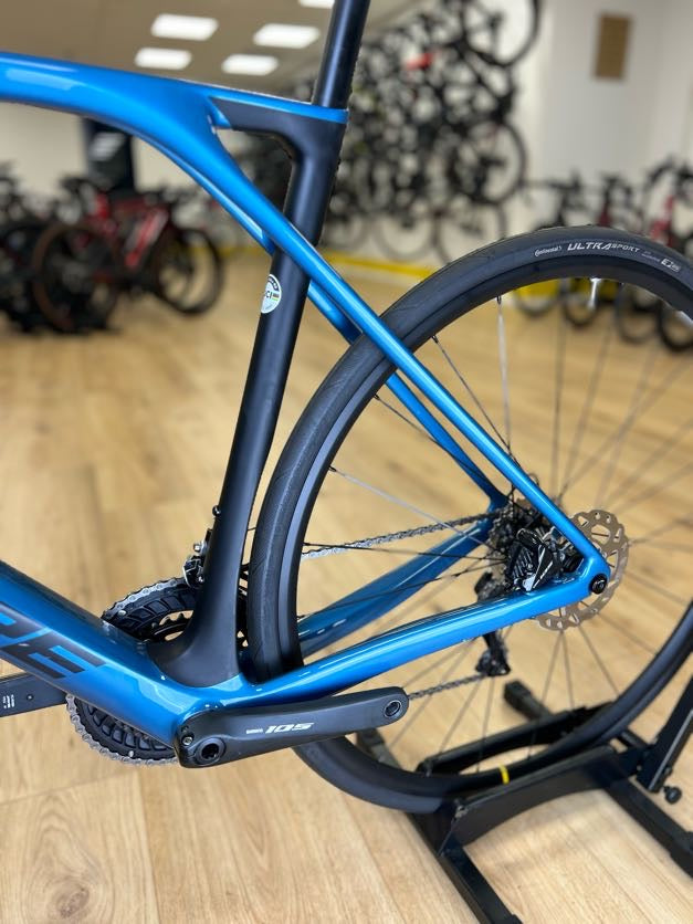 SHOWROOM MODEL Lapierre Xelius SL 5.0 Racing Bike
