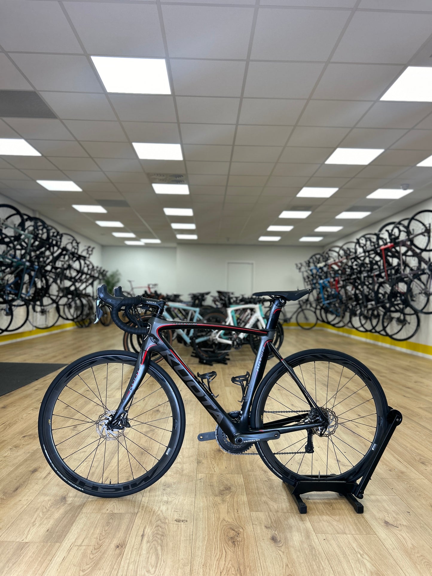 Kuota Kryon Disc Carbon Disc Racefiets