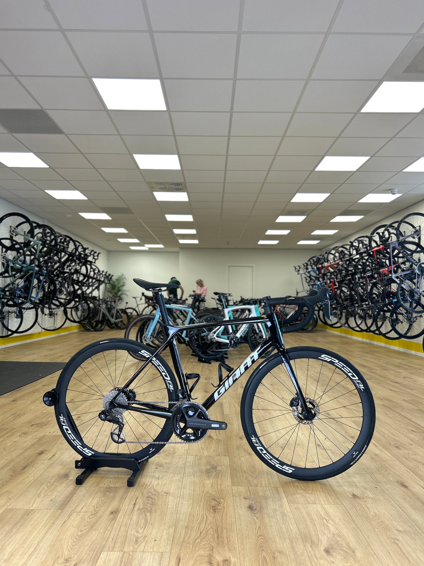 Giant TCR Di2 Carbon Disc Racefiets
