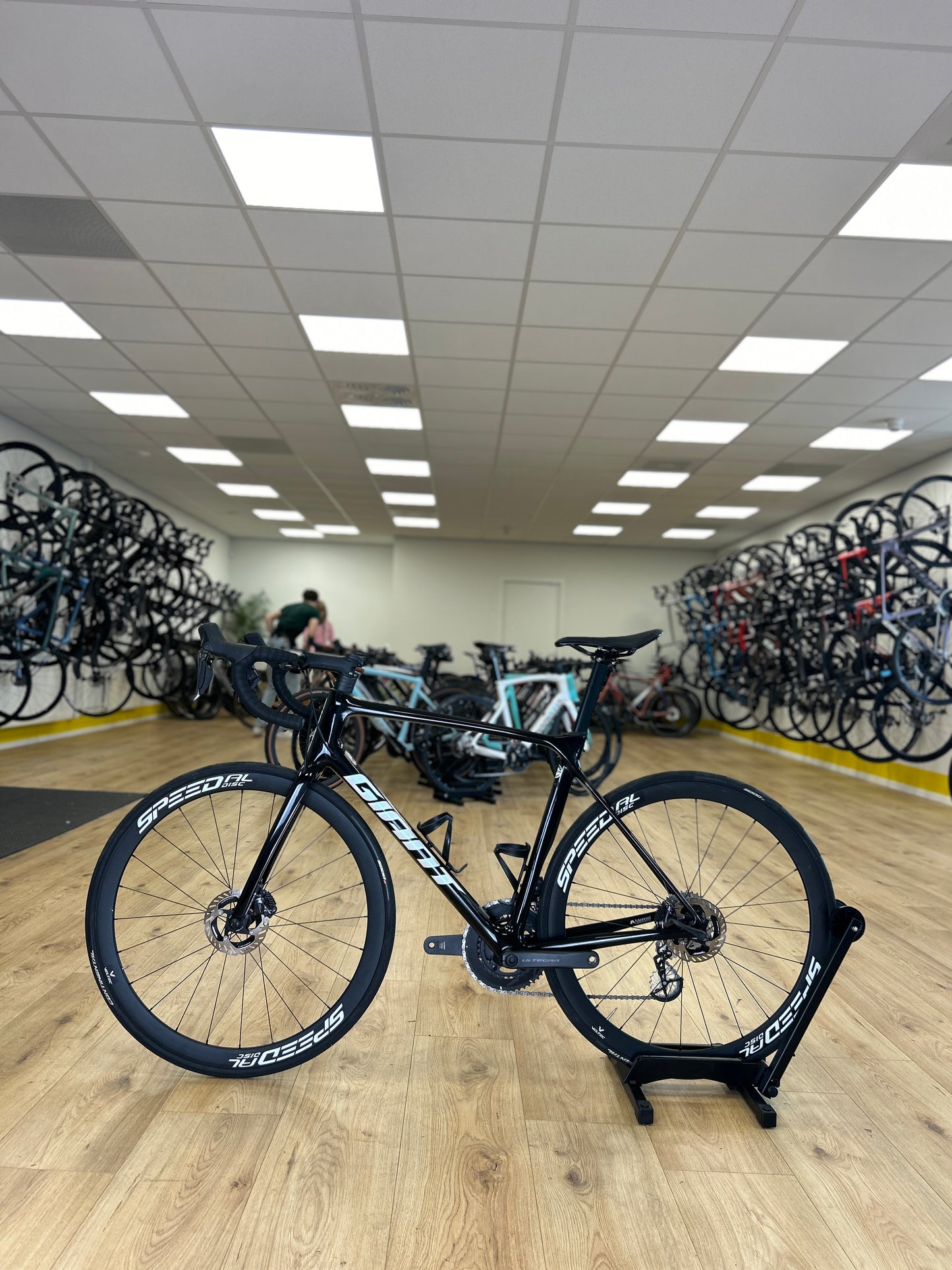Giant TCR Di2 Carbon Disc Racefiets