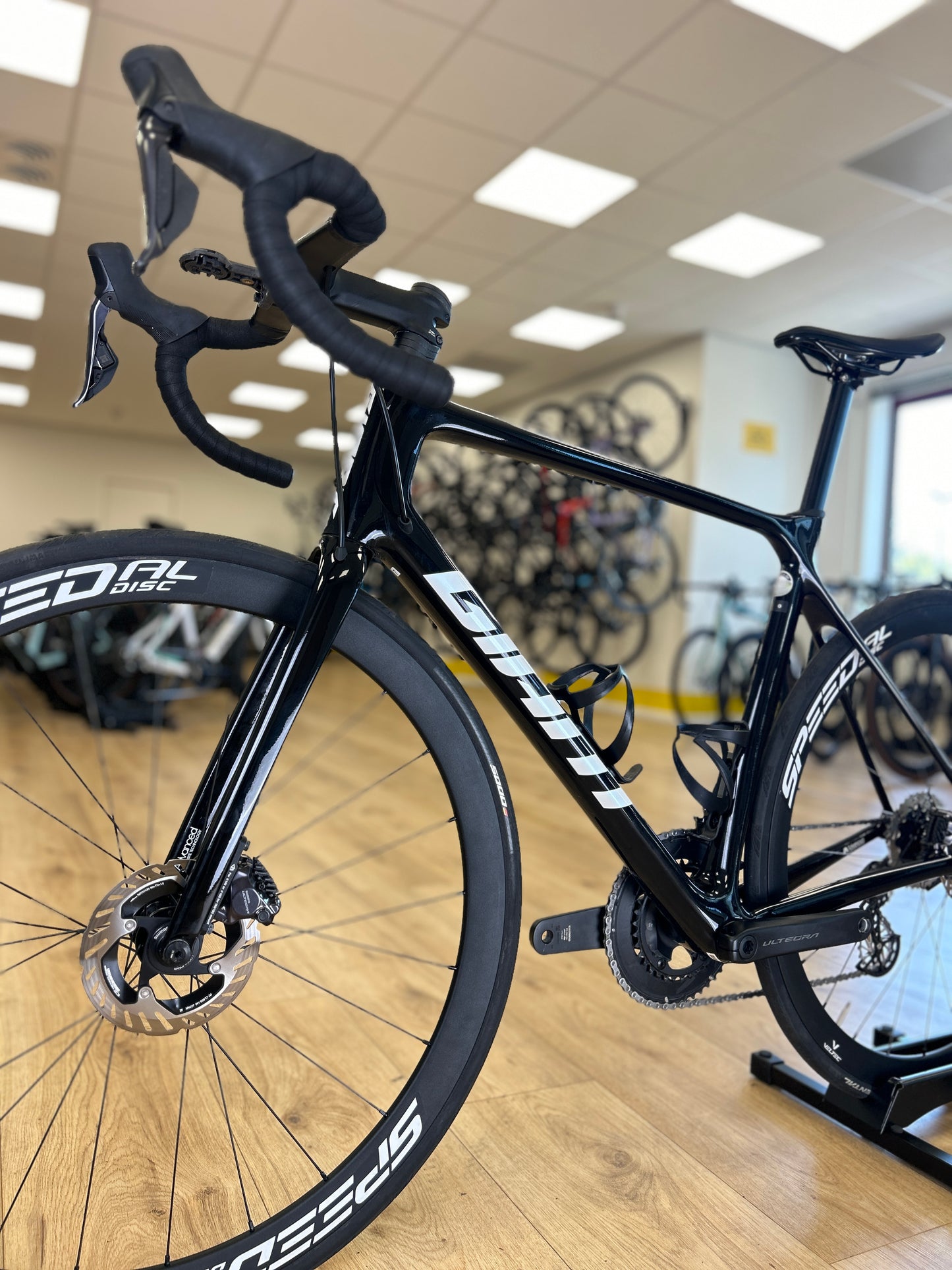Giant TCR Di2 Carbon Disc Racefiets
