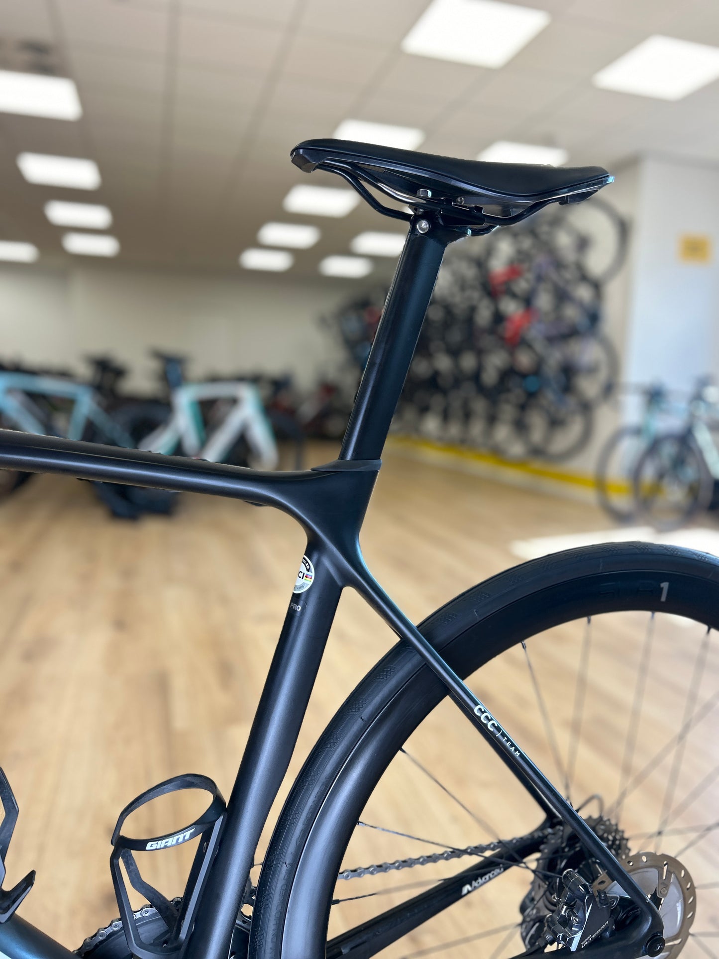 Giant TCR CCC Team PM Carbon Disc Racefiets