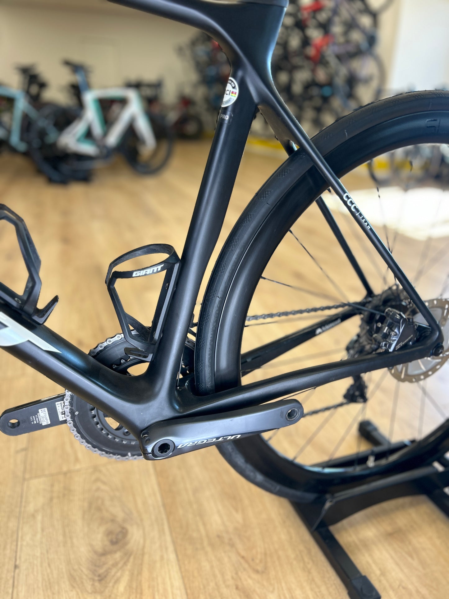 Giant TCR CCC Team PM Carbon Disc Racefiets