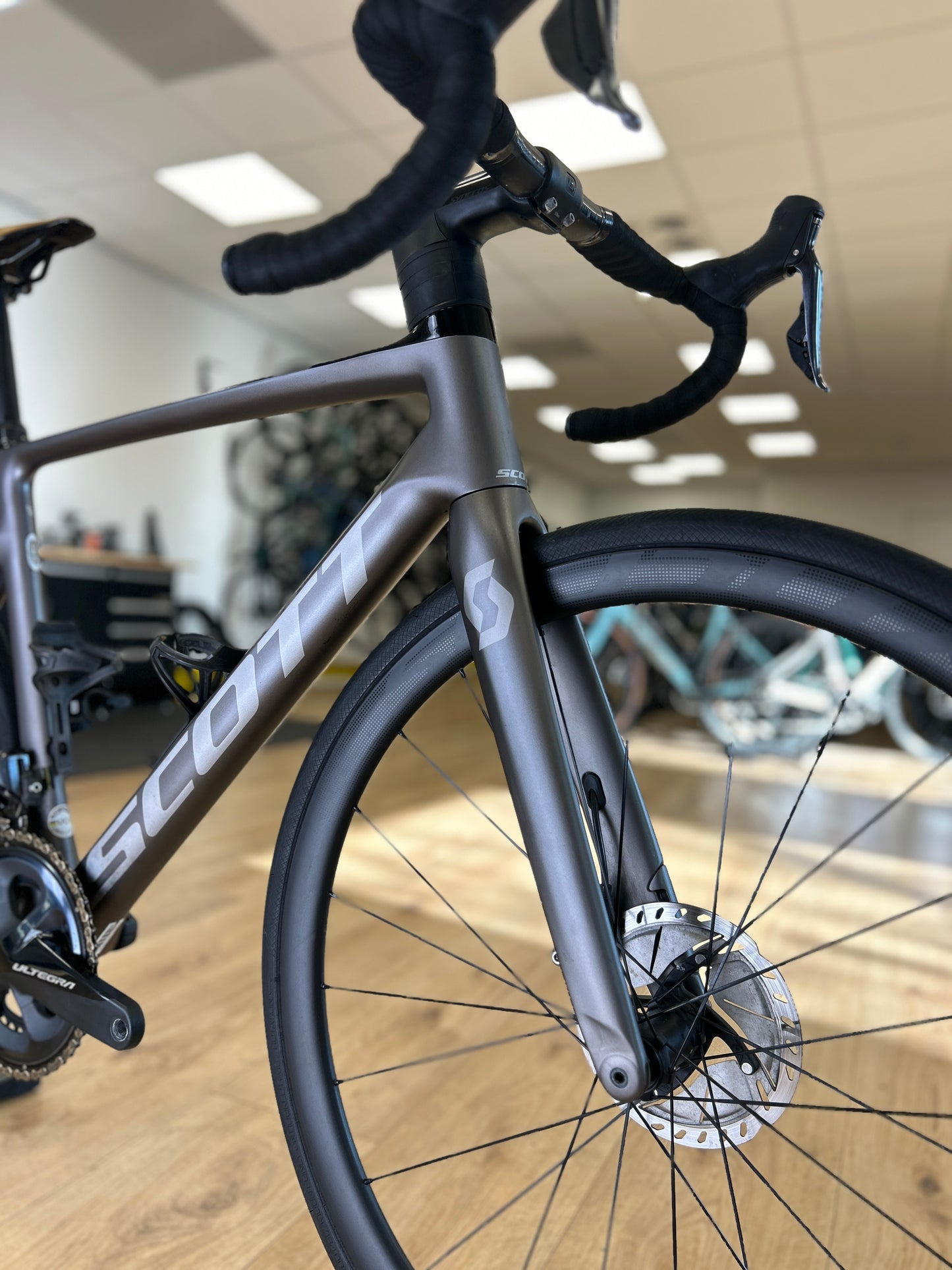 Scott Addict RC15 Di2 Carbon Disc Racefiets