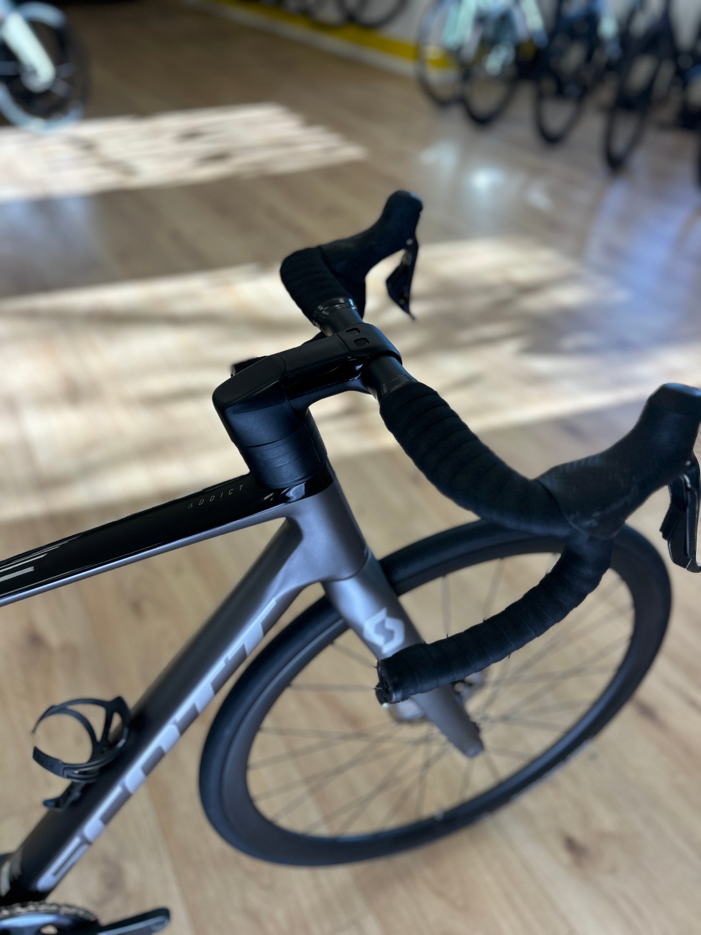 Scott Addict RC15 Di2 Carbon Disc Racefiets