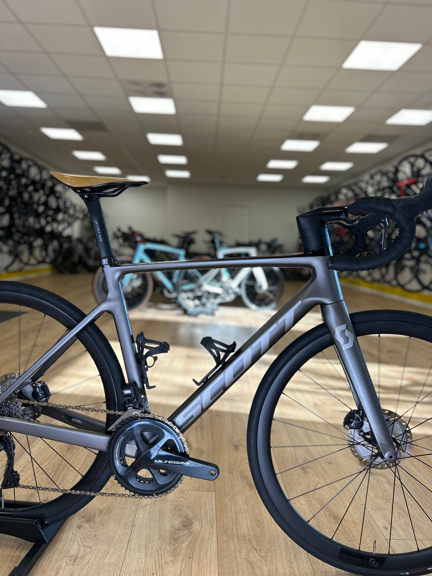 Scott Addict RC15 Di2 Carbon Disc Racefiets